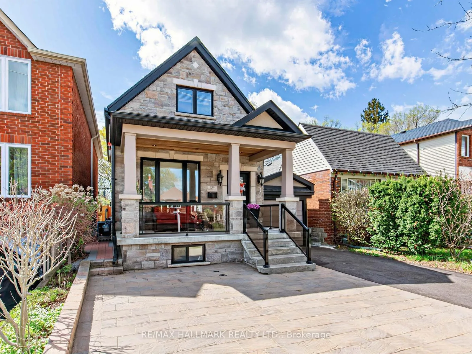 Photo 2 of 239 Torrens Avenue, Toronto, East York — HOMEH