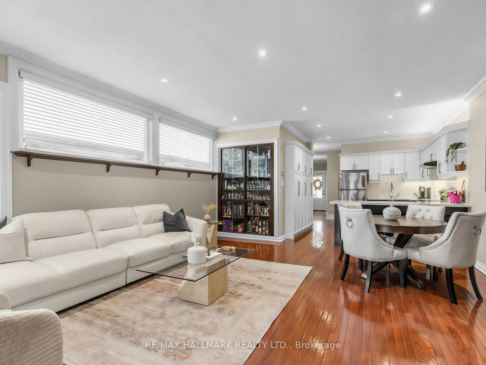 Photo 14 of 239 Torrens Avenue, Toronto, East York — HOMEH