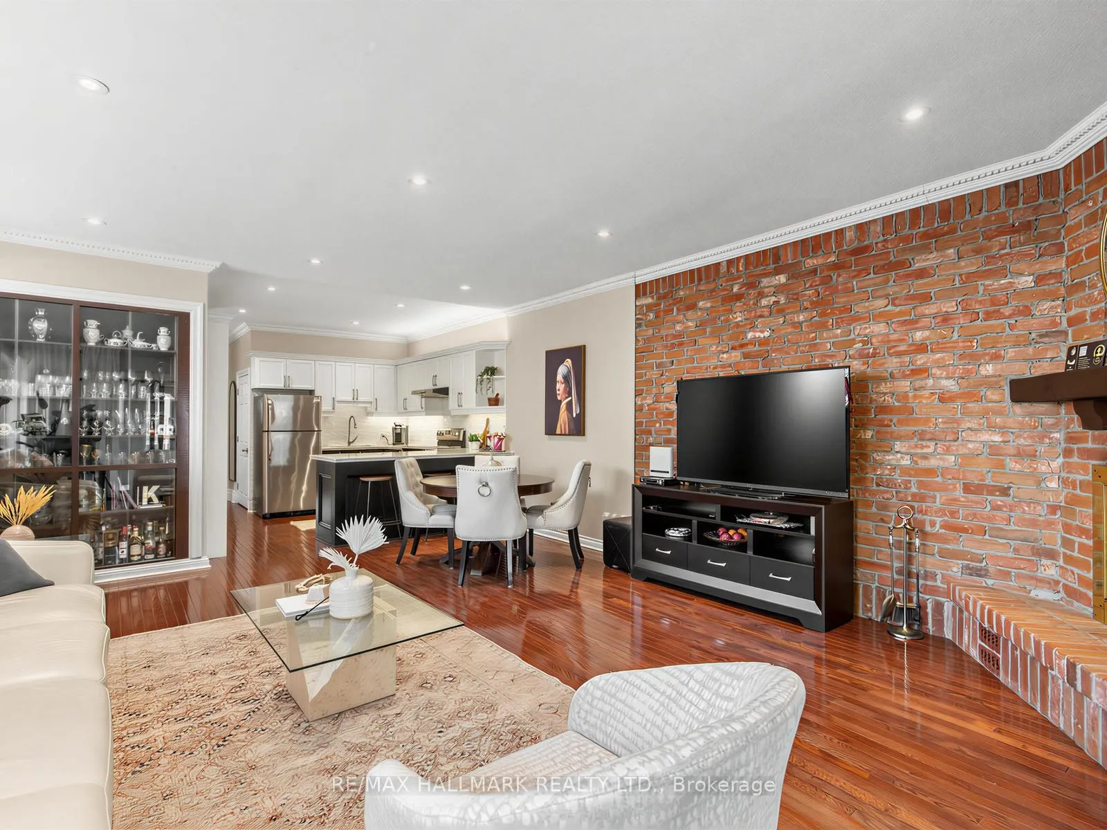 Photo 15 of 239 Torrens Avenue, Toronto, East York — HOMEH