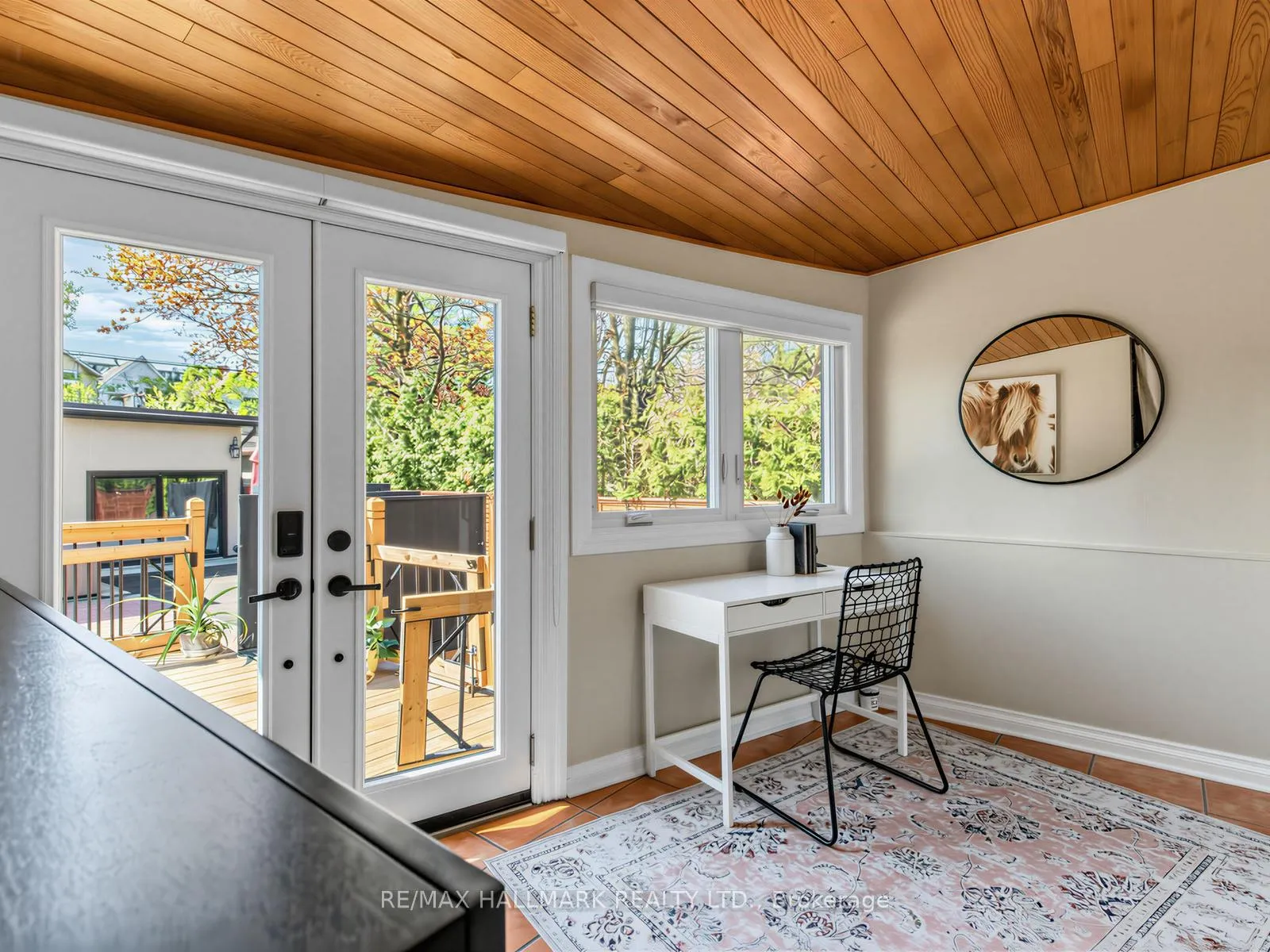 Photo 18 of 239 Torrens Avenue, Toronto, East York — HOMEH