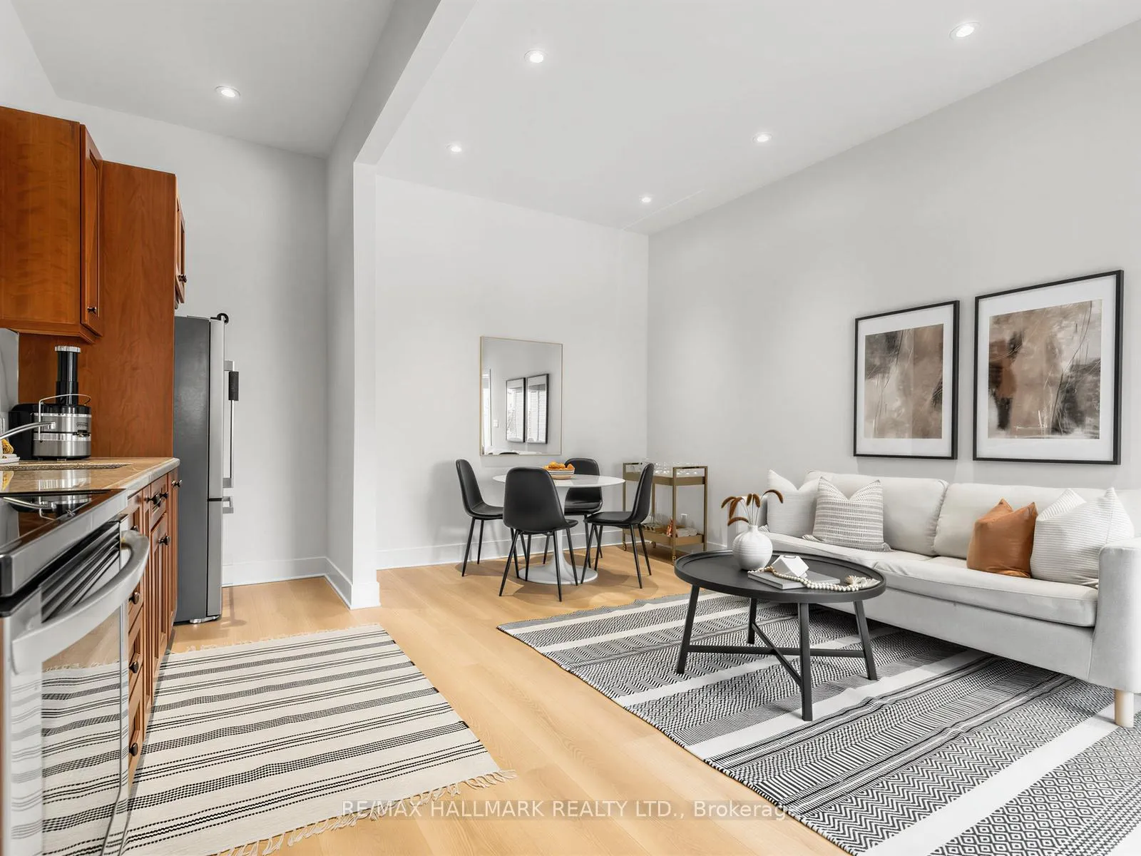Photo 34 of 239 Torrens Avenue, Toronto, East York — HOMEH