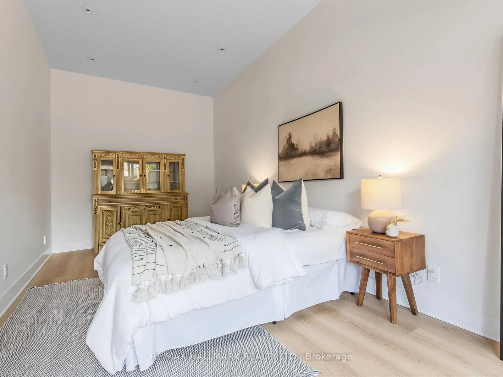 Photo 36 of 239 Torrens Avenue, Toronto, East York — HOMEH