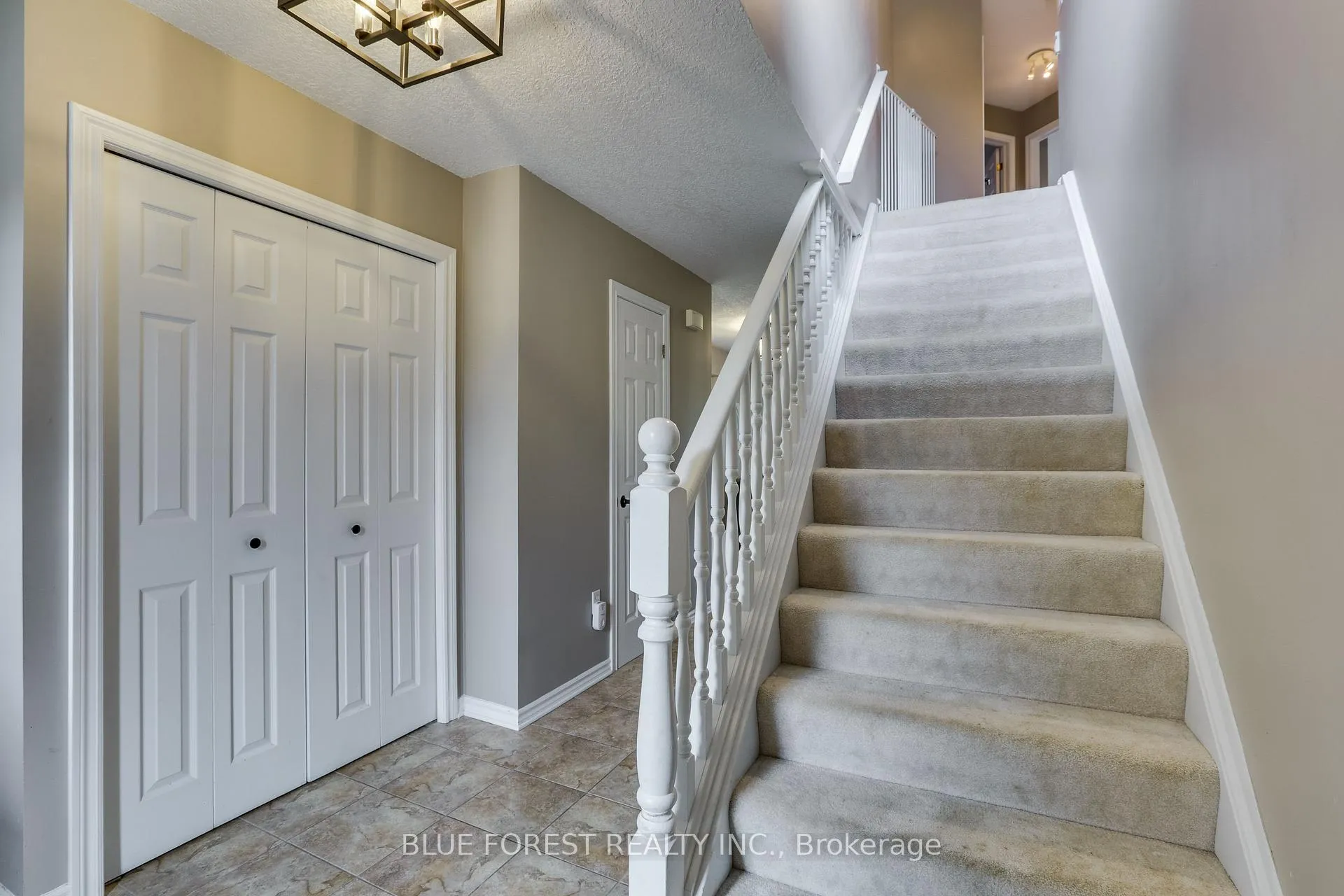 Photo 2 of Unit 68, 1100 Baseline Road W, London, South B — HOMEH