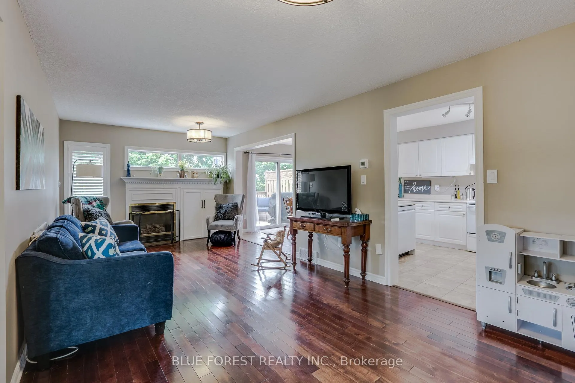 Photo 6 of Unit 68, 1100 Baseline Road W, London, South B — HOMEH