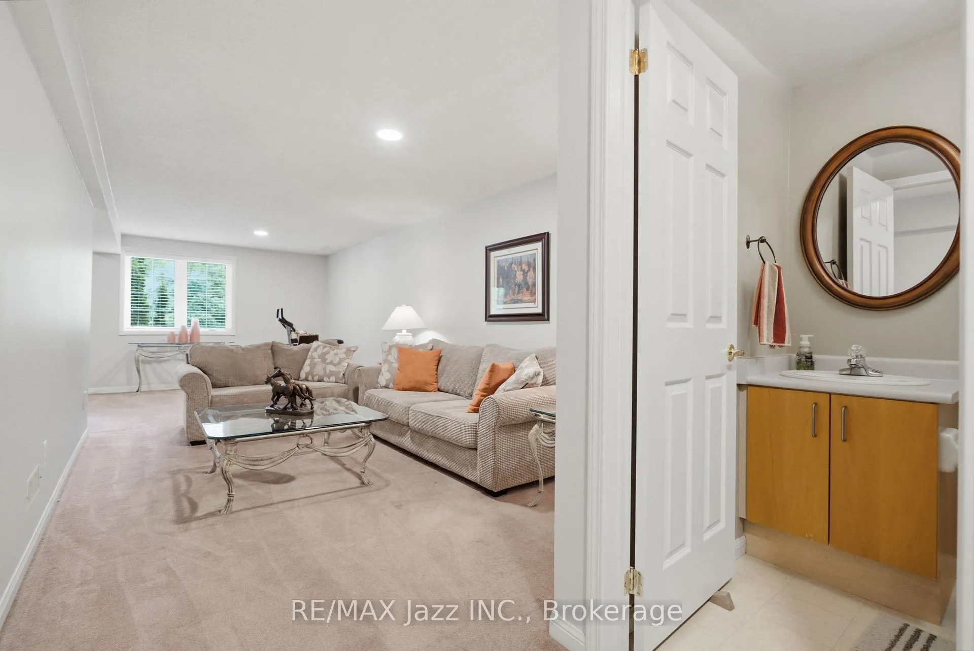 Photo 32 of Unit 44, 1111 Wilson Road N, Oshawa, Centennial — HOMEH