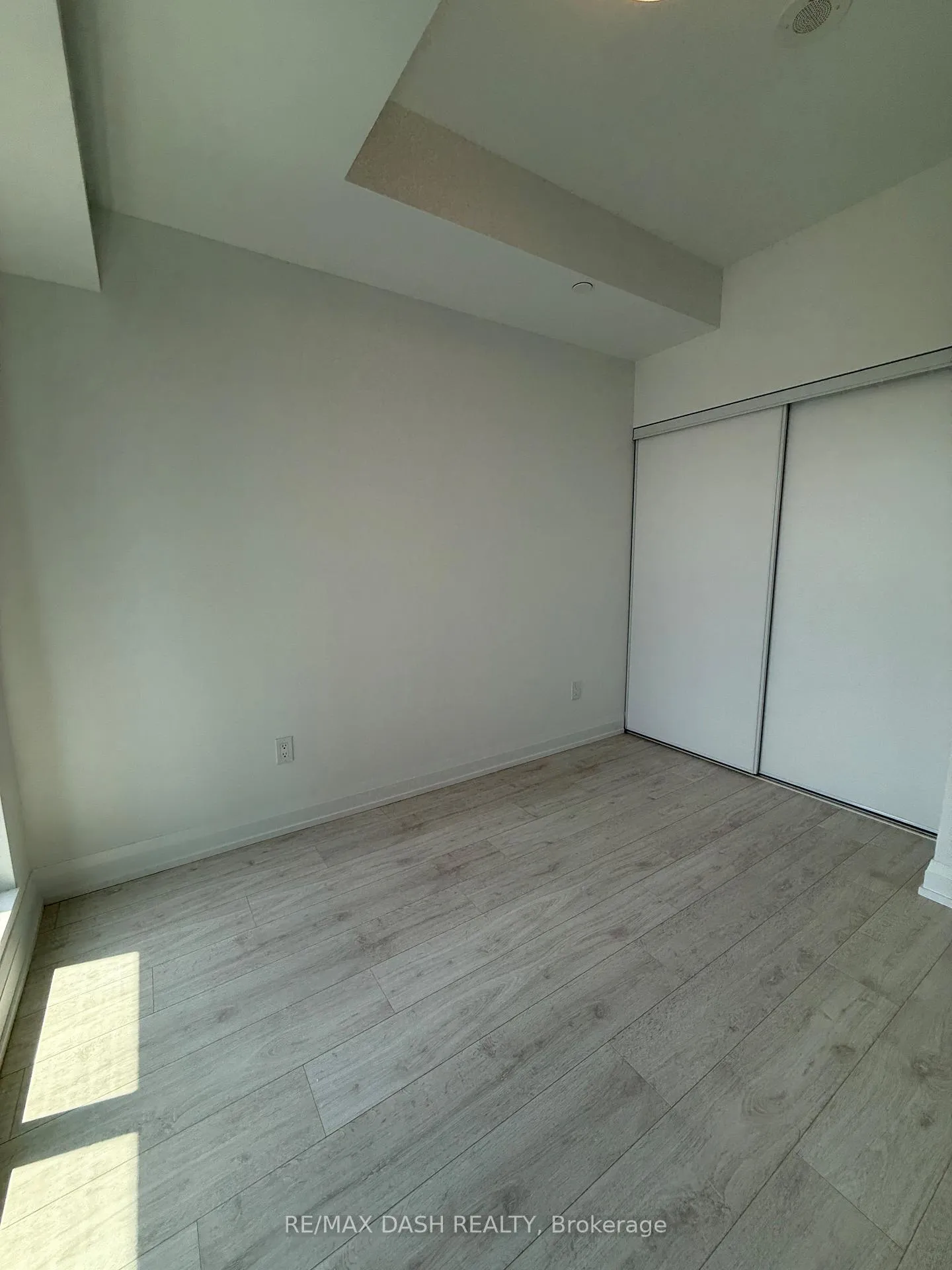 Photo 10 of Unit 1806, 20 Soudan Avenue, Toronto, Mount Pleasant West — HOMEH