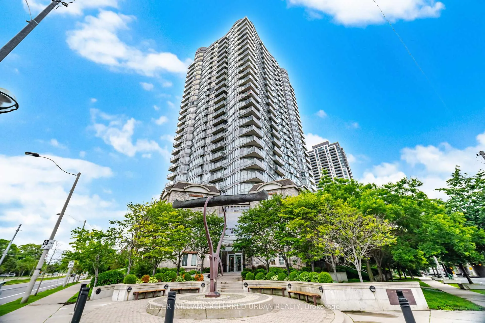 Photo 1 of Unit 601, 15 Windermere Avenue, Toronto, High Park-Swansea — HOMEH