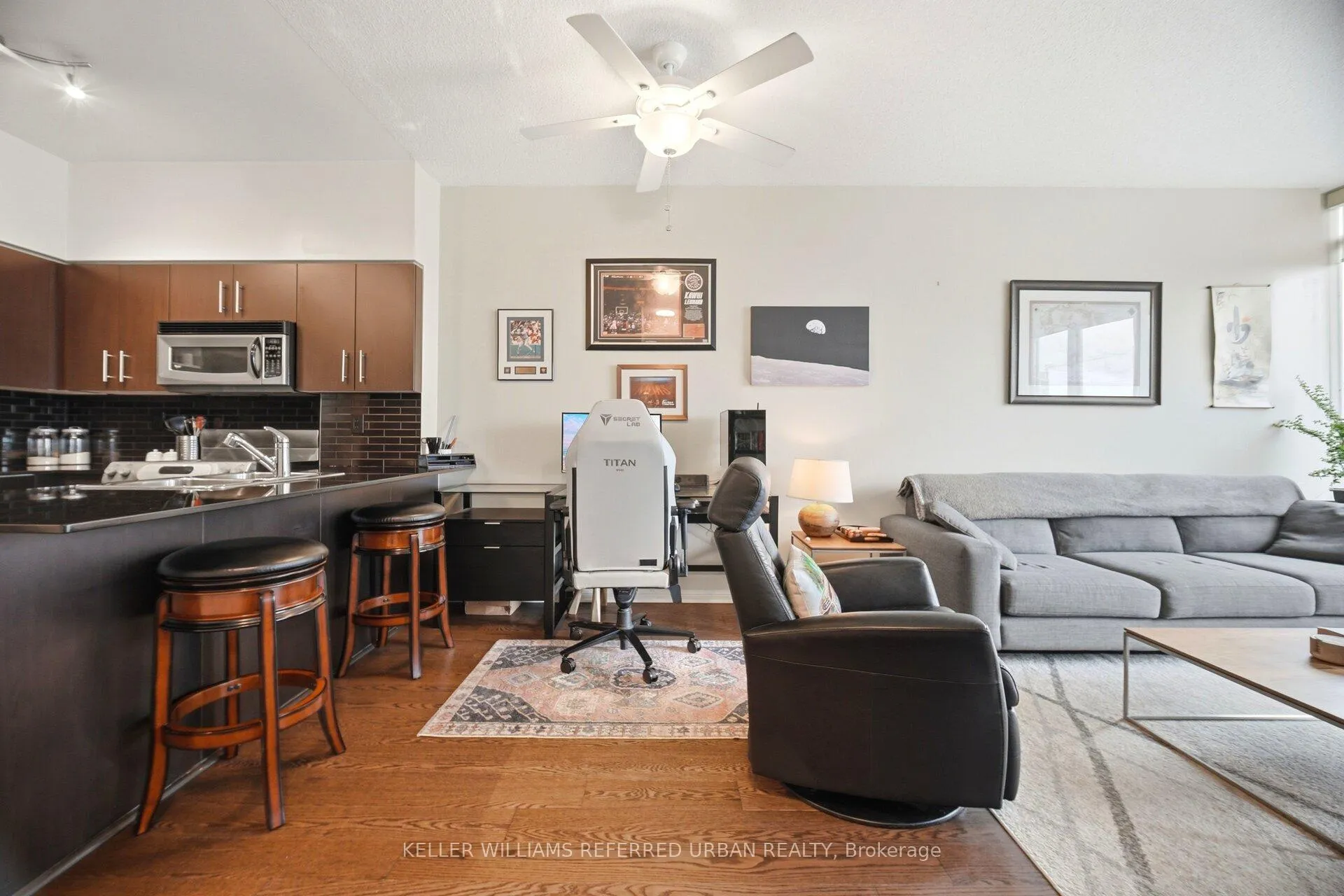 Photo 8 of Unit 601, 15 Windermere Avenue, Toronto, High Park-Swansea — HOMEH