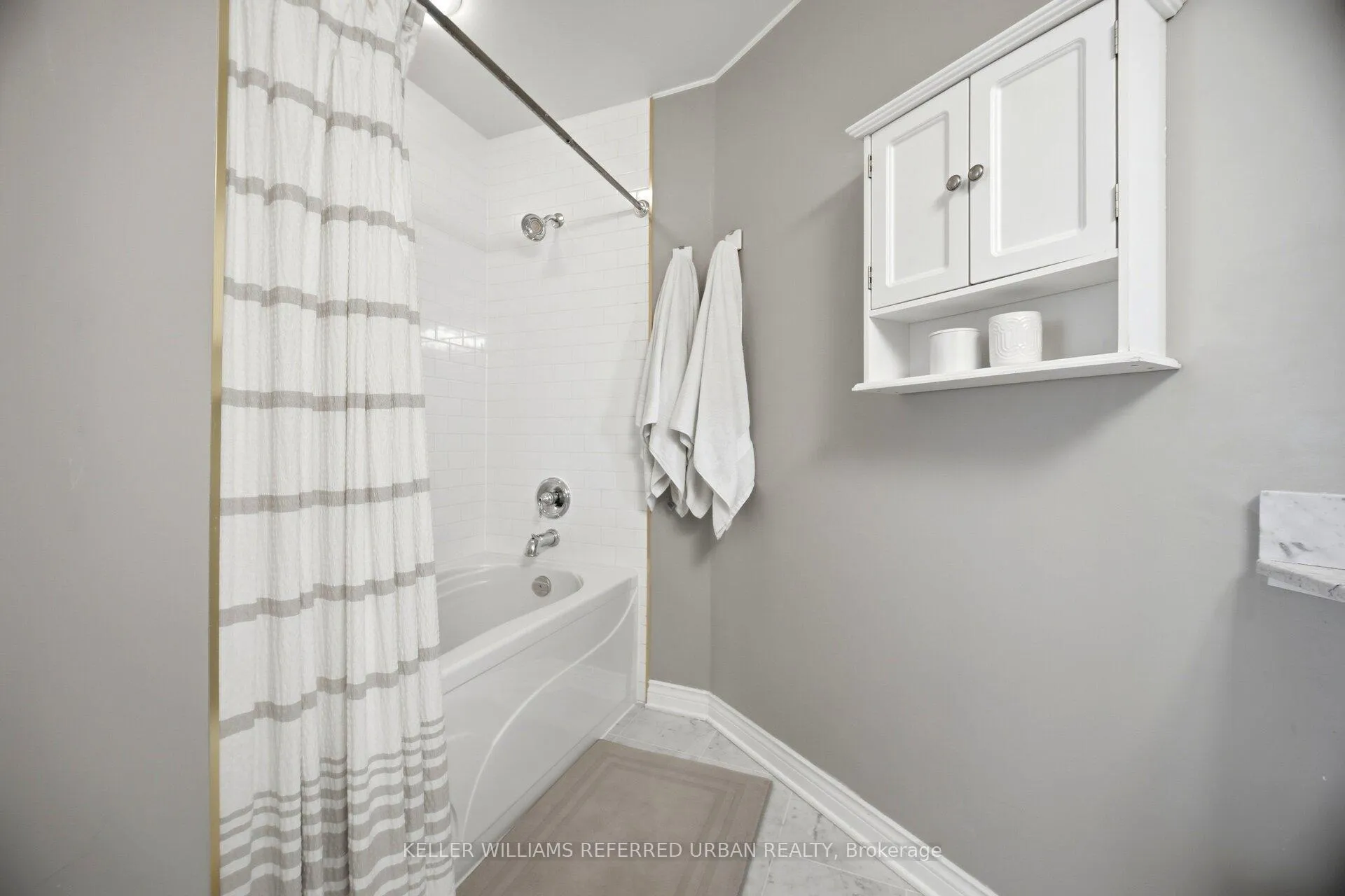 Photo 16 of Unit 601, 15 Windermere Avenue, Toronto, High Park-Swansea — HOMEH