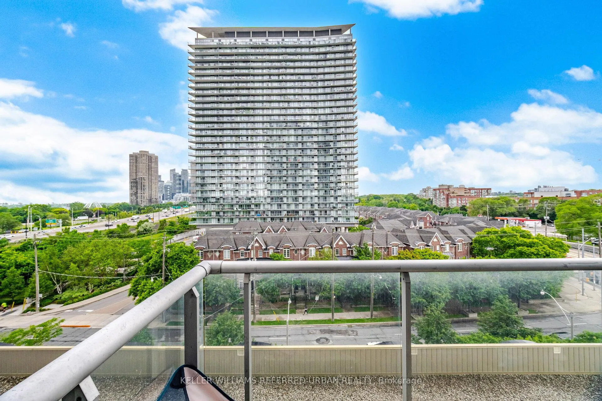 Photo 25 of Unit 601, 15 Windermere Avenue, Toronto, High Park-Swansea — HOMEH