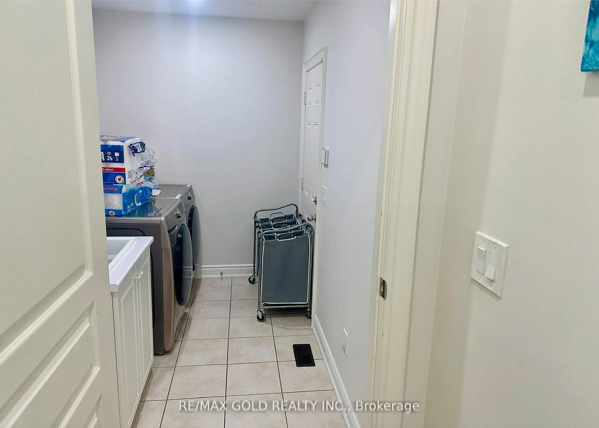 Photo 12 of 298 Etheridge Avenue, Milton, Ford — HOMEH