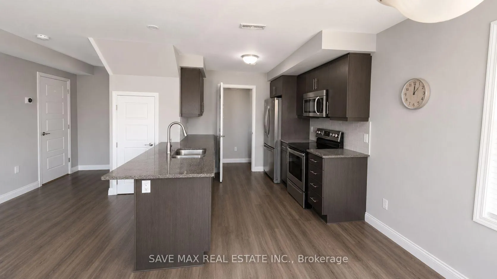 Photo 3 of Unit 12, 4 Daylily Lane, Kitchener — HOMEH