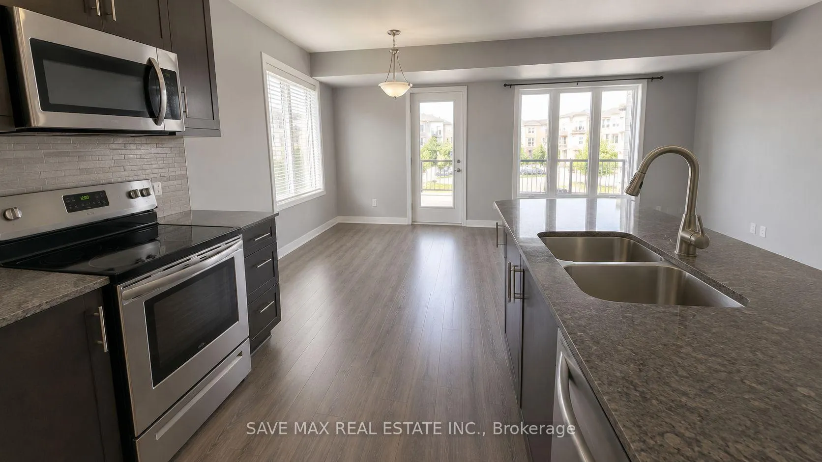 Photo 4 of Unit 12, 4 Daylily Lane, Kitchener — HOMEH