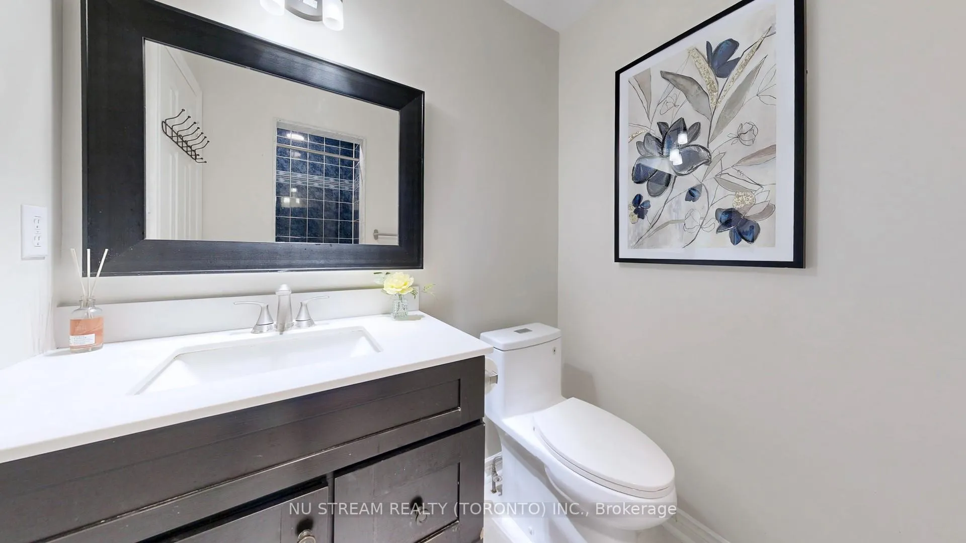 Photo 19 of 60 Nottingham Drive, Richmond Hill, Westbrook — HOMEH