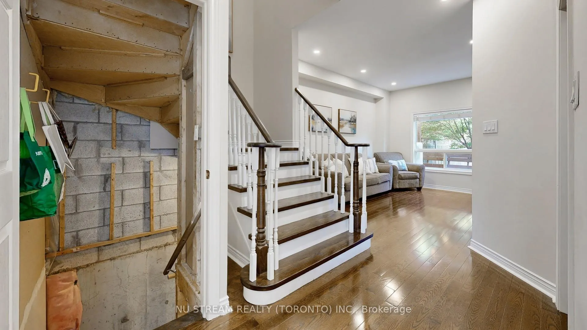 Photo 29 of 60 Nottingham Drive, Richmond Hill, Westbrook — HOMEH