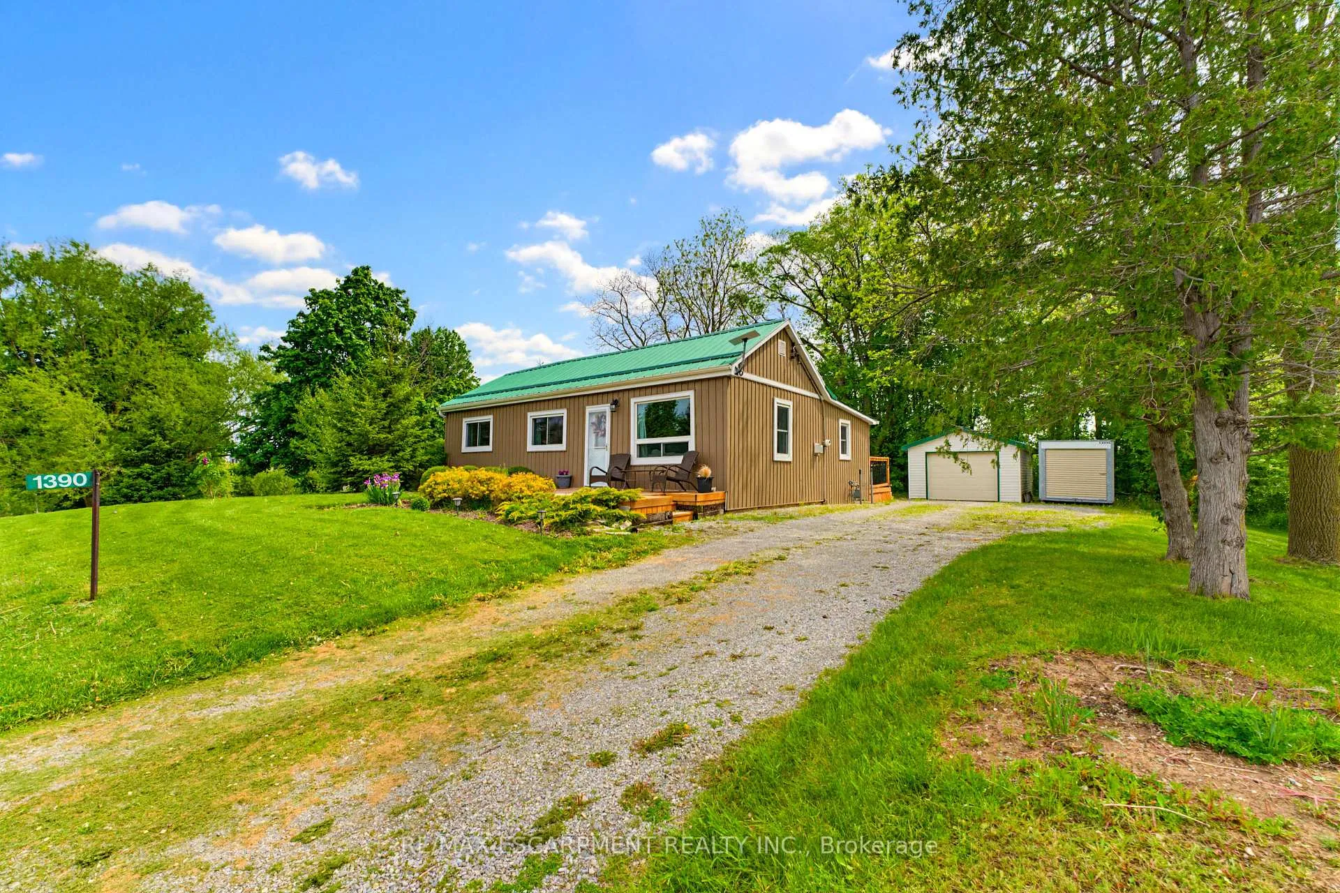 Photo 2 of 1390 Mckenzie Road, Haldimand — HOMEH