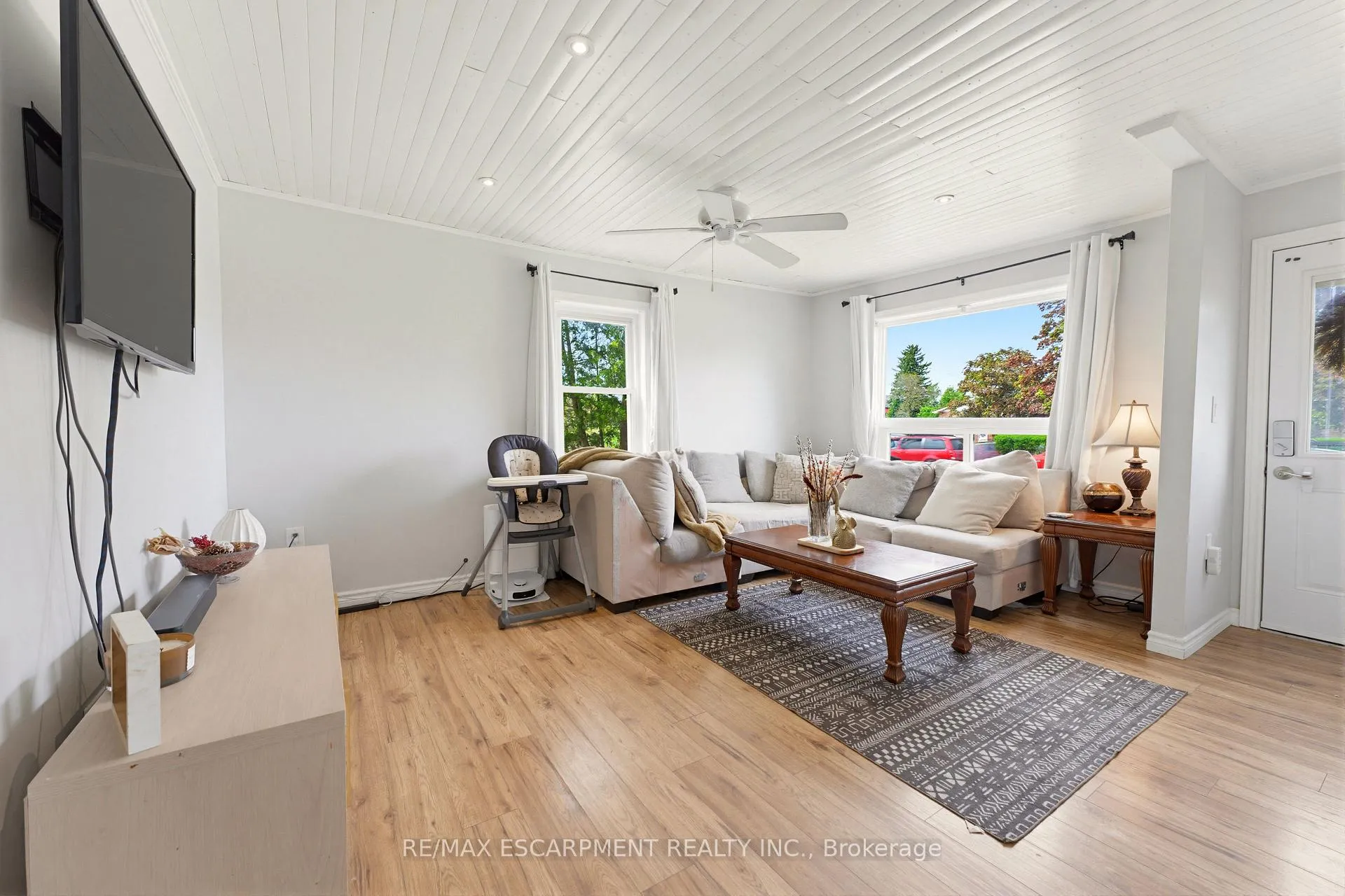 Photo 8 of 1390 Mckenzie Road, Haldimand — HOMEH
