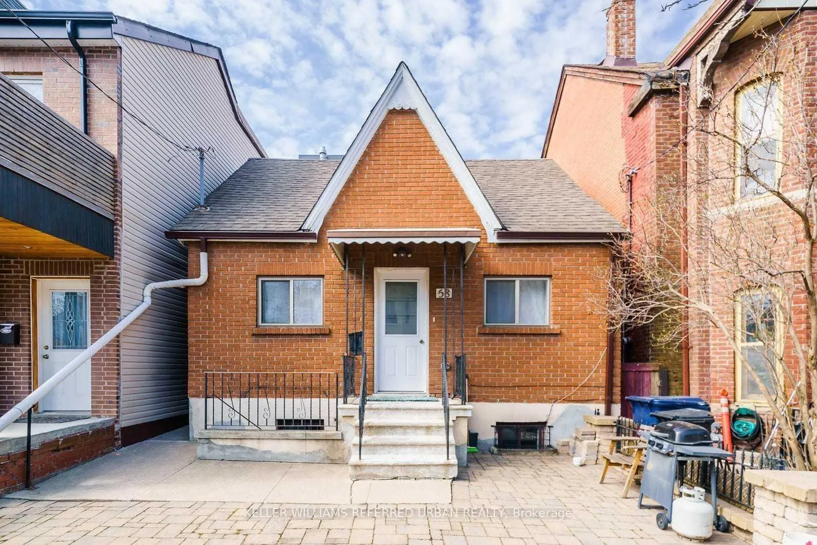 Photo 1 of Unit #Main, 58 Bellevue Avenue, Toronto, Kensington-Chinatown — HOMEH