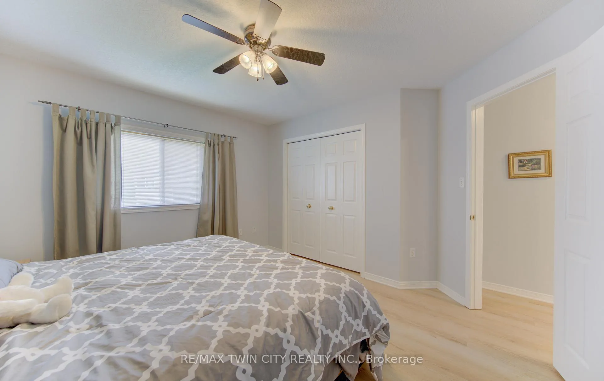 Photo 15 of 460 Langlaw Drive, Cambridge, Christopher-Champlain — HOMEH