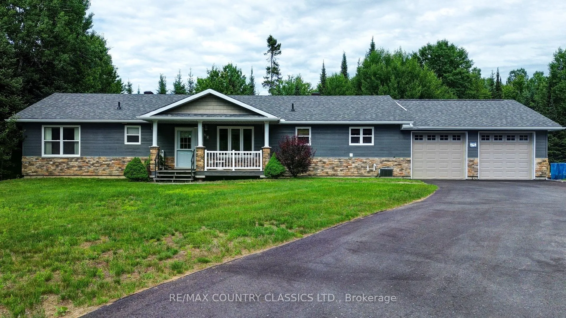 Photo 4 of 42 Nicklaus Drive, Bancroft, Bancroft Ward — HOMEH
