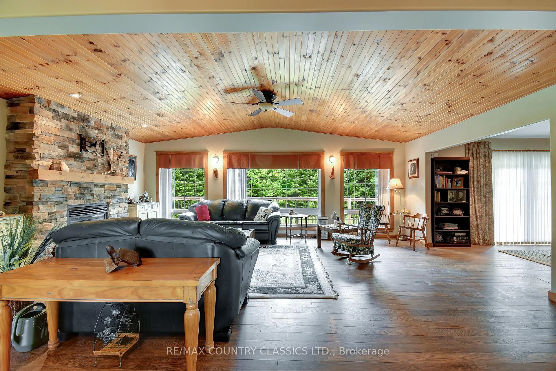 Photo 15 of 42 Nicklaus Drive, Bancroft, Bancroft Ward — HOMEH