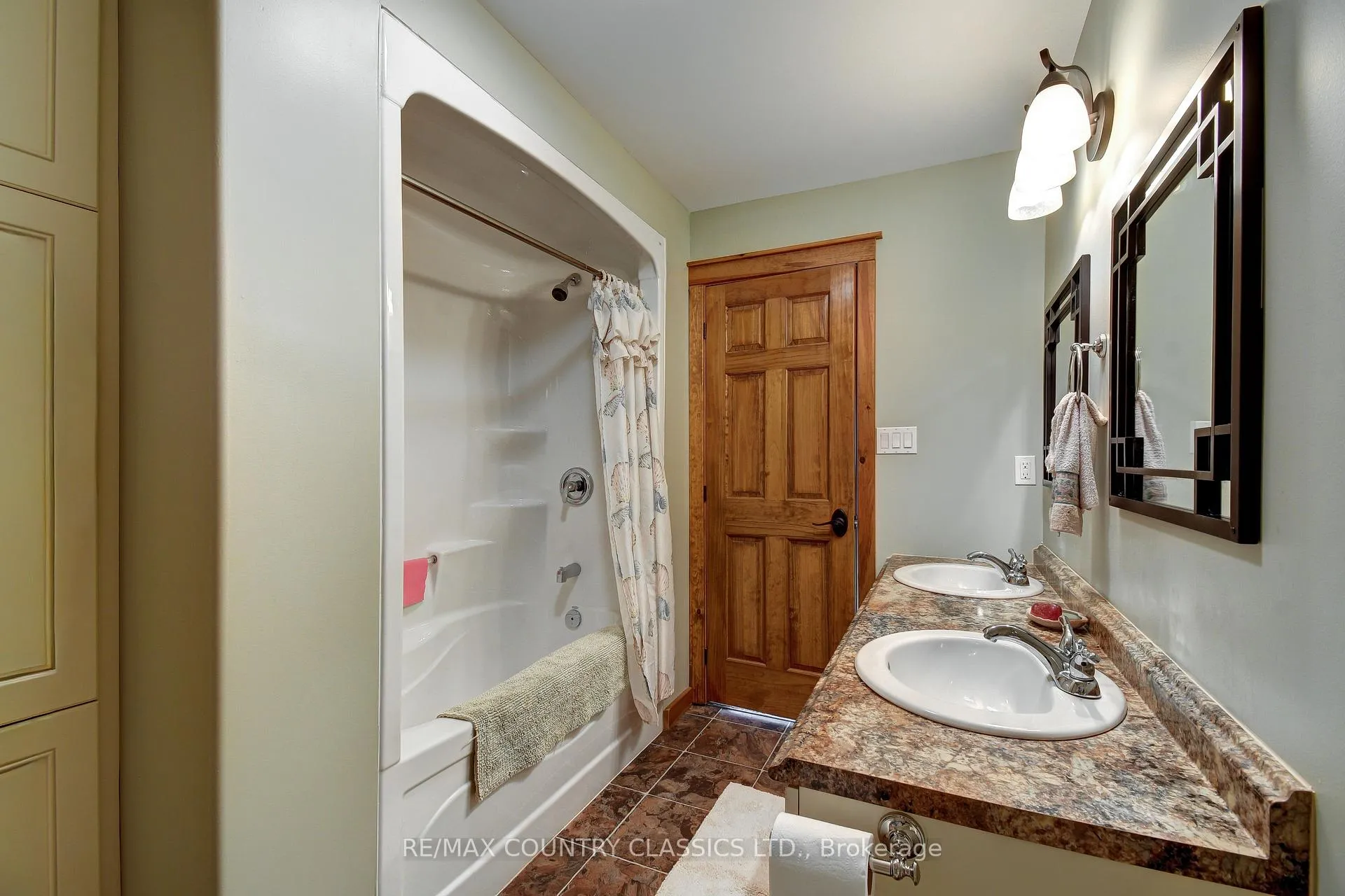 Photo 35 of 42 Nicklaus Drive, Bancroft, Bancroft Ward — HOMEH