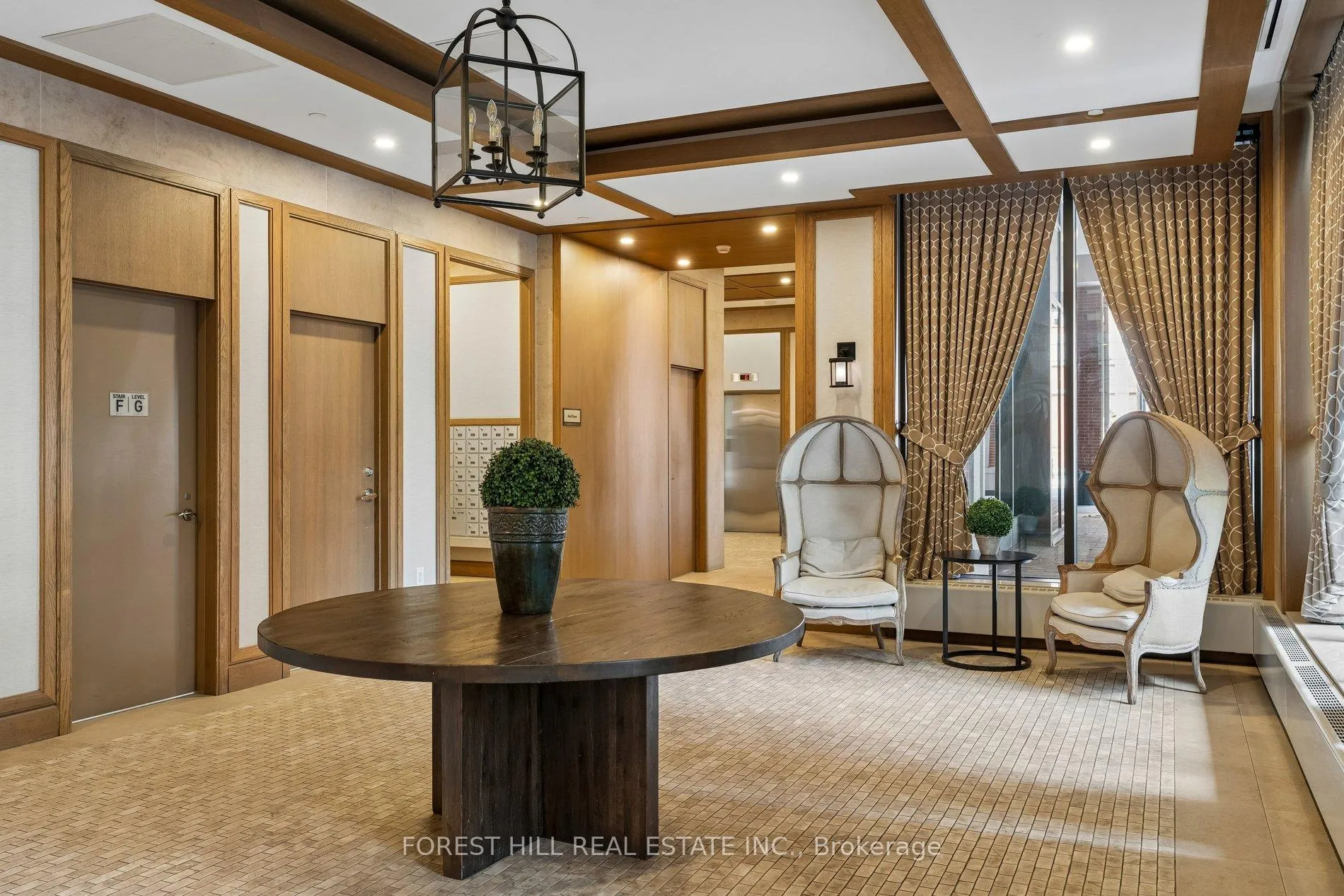 Photo 4 of Unit 413, 830 Lawrence Avenue W, North York, Yorkdale-Glen Park — HOMEH