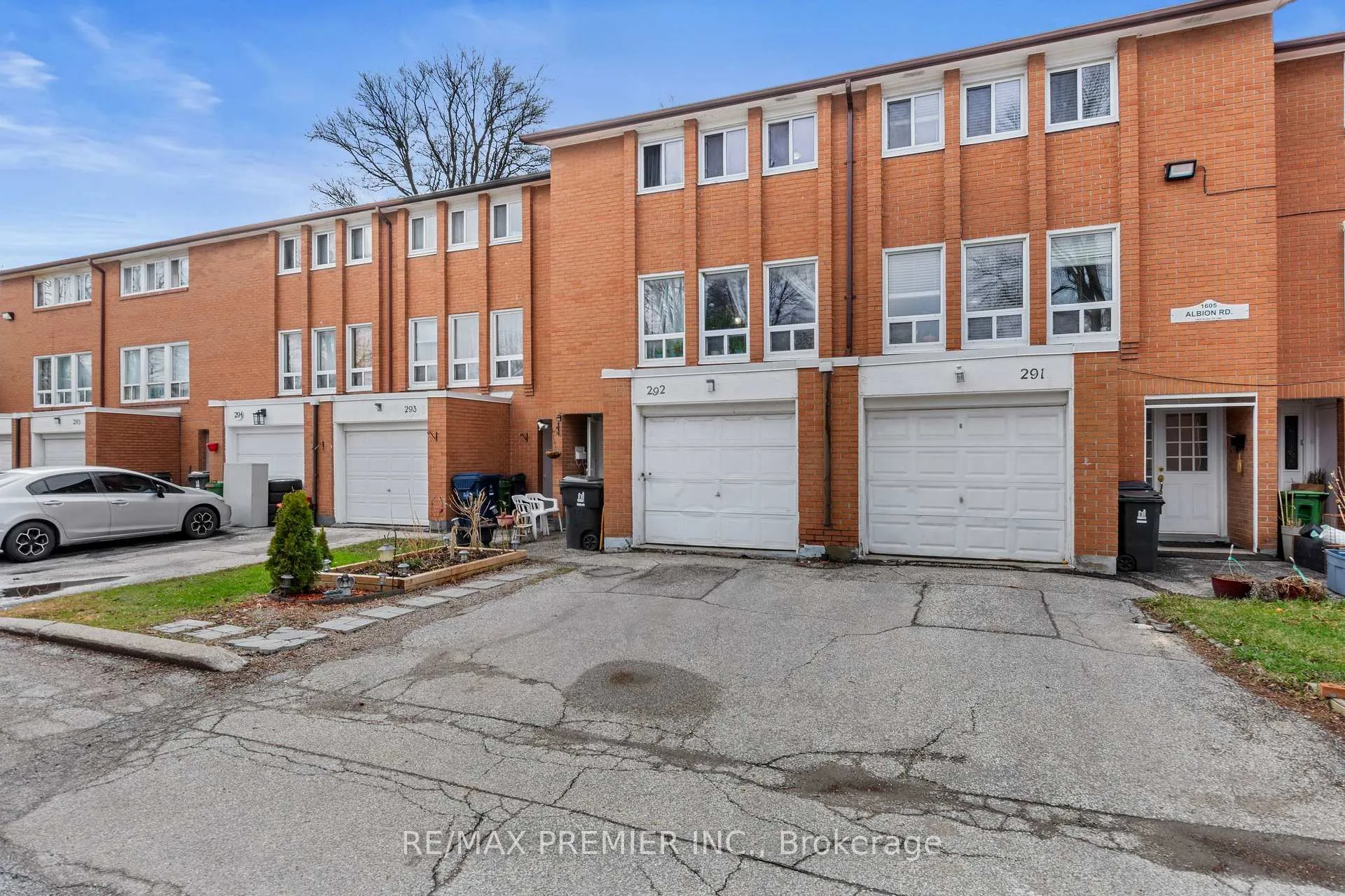 Photo 1 of Unit 292, 1605 Albion Road, Etobicoke, Mount Olive-Silverstone-Jamestown — HOMEH