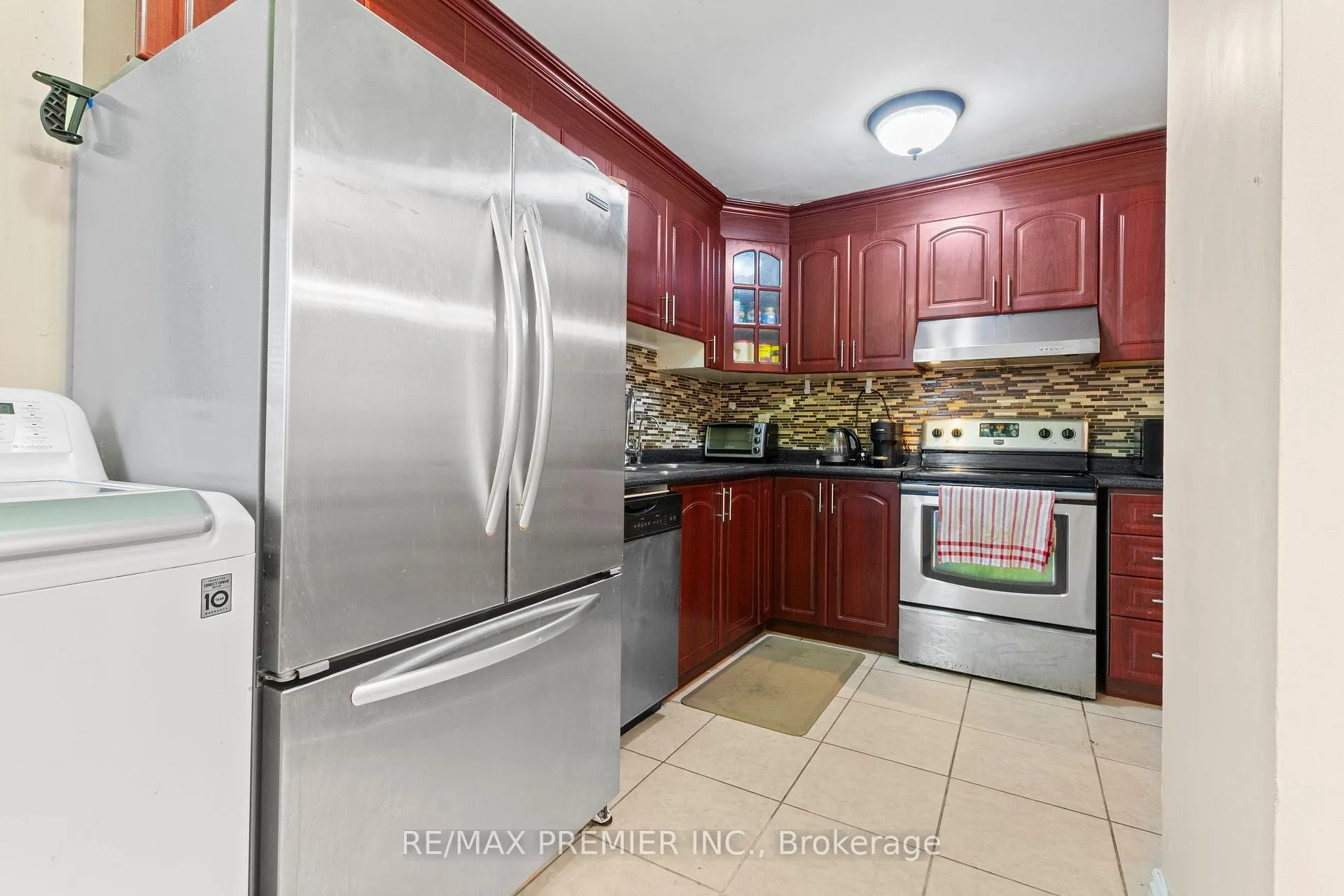 Photo 14 of Unit 292, 1605 Albion Road, Etobicoke, Mount Olive-Silverstone-Jamestown — HOMEH