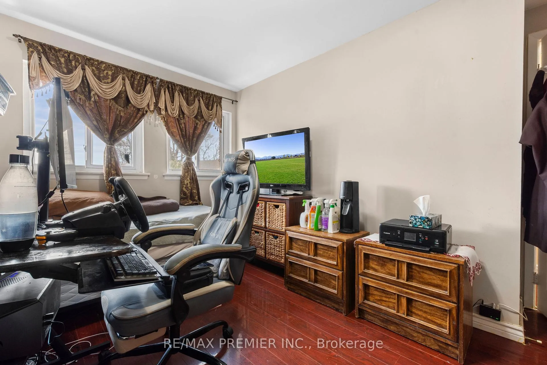 Photo 29 of Unit 292, 1605 Albion Road, Etobicoke, Mount Olive-Silverstone-Jamestown — HOMEH