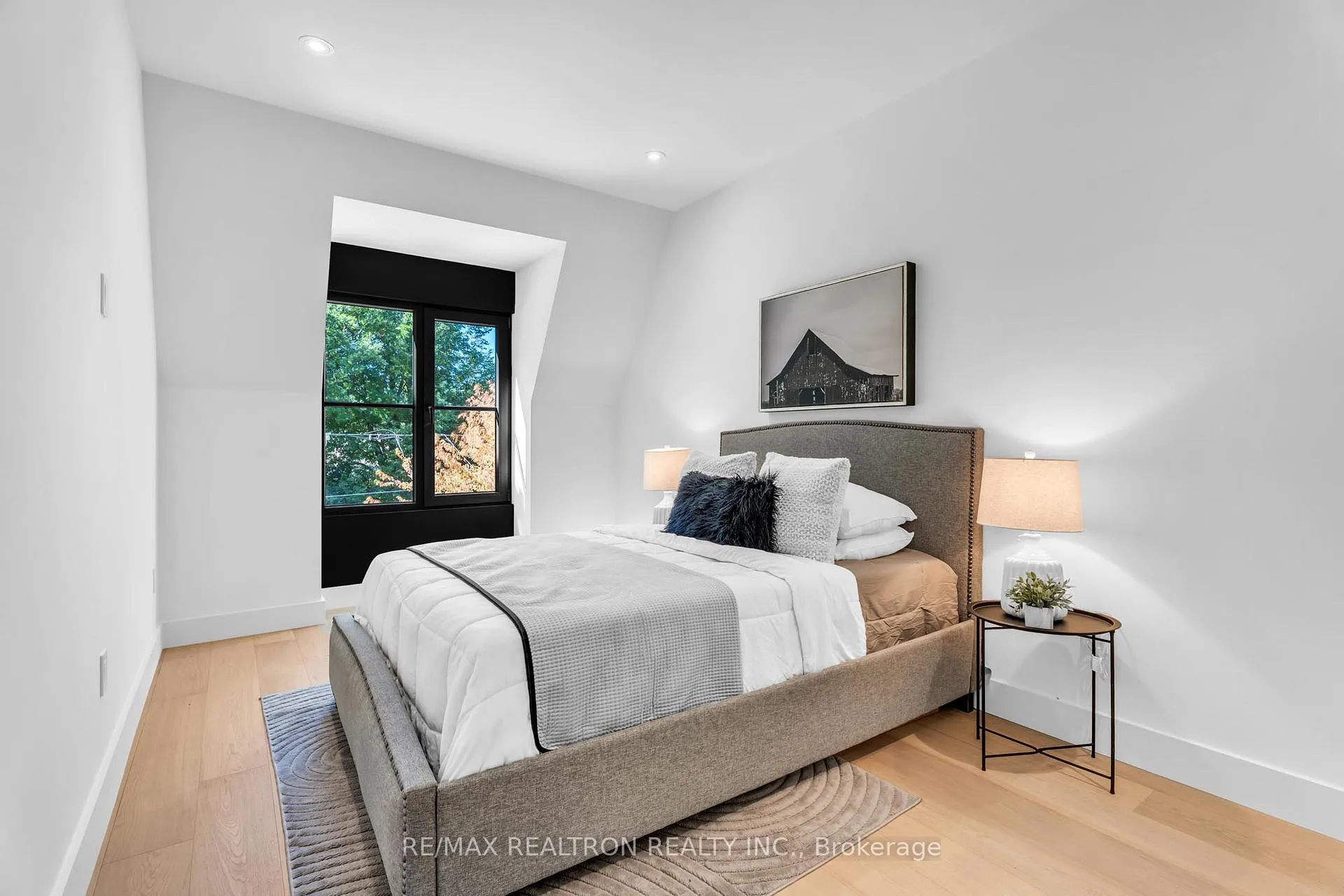 Photo 22 of 105 Rumsey Road, Toronto, Leaside — HOMEH