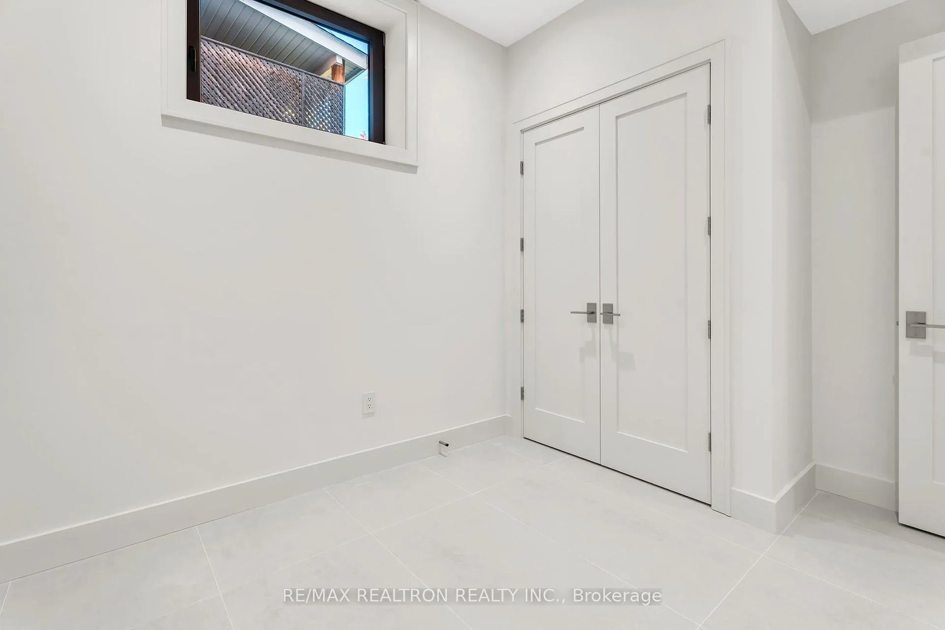 Photo 34 of 105 Rumsey Road, Toronto, Leaside — HOMEH