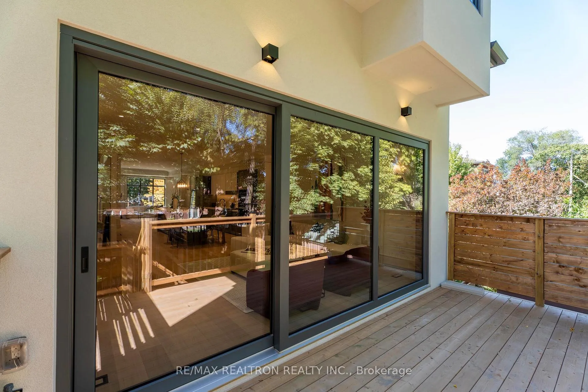 Photo 35 of 105 Rumsey Road, Toronto, Leaside — HOMEH