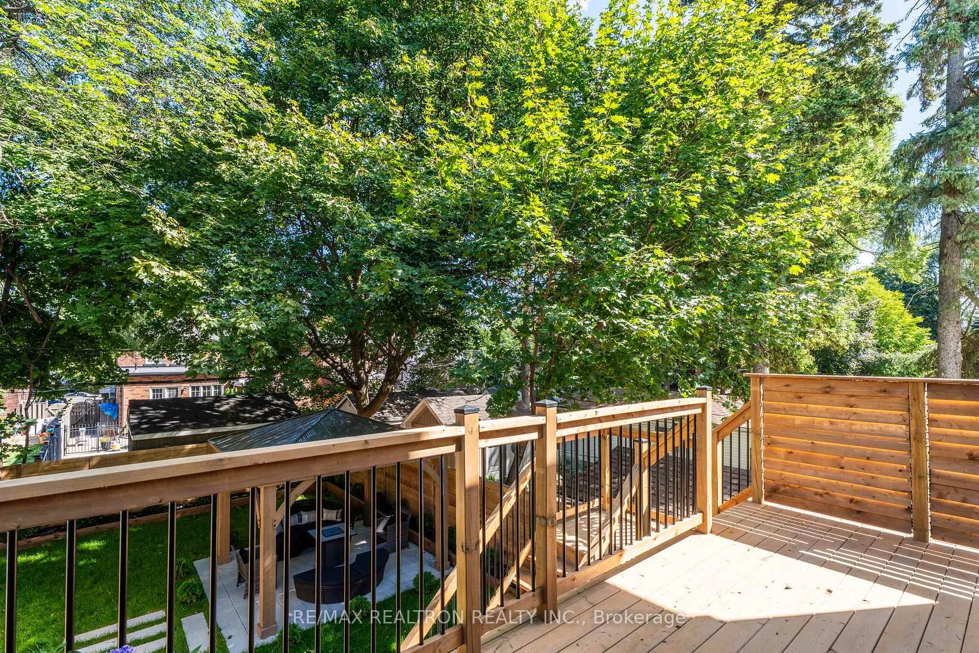 Photo 36 of 105 Rumsey Road, Toronto, Leaside — HOMEH