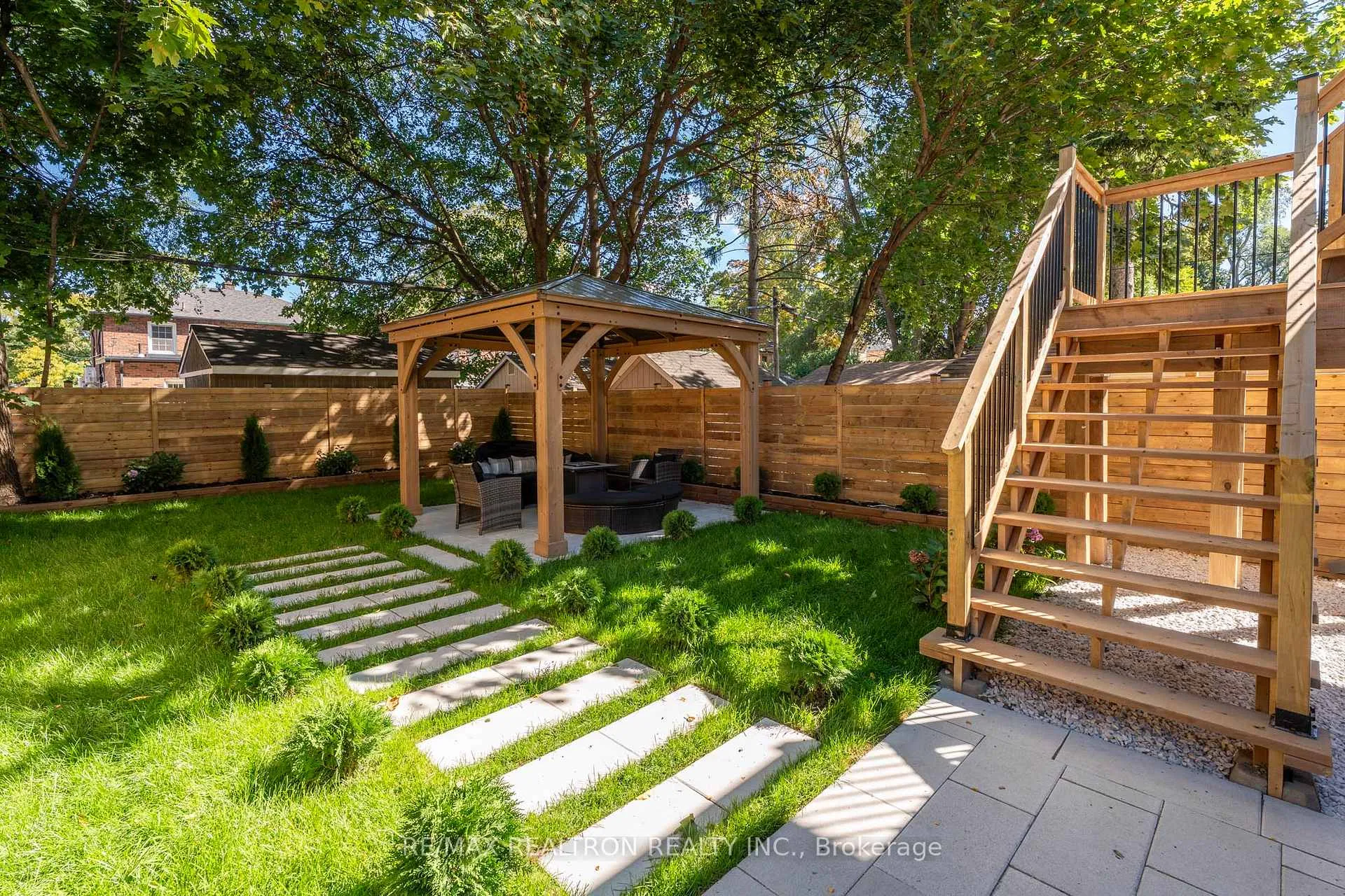 Photo 37 of 105 Rumsey Road, Toronto, Leaside — HOMEH