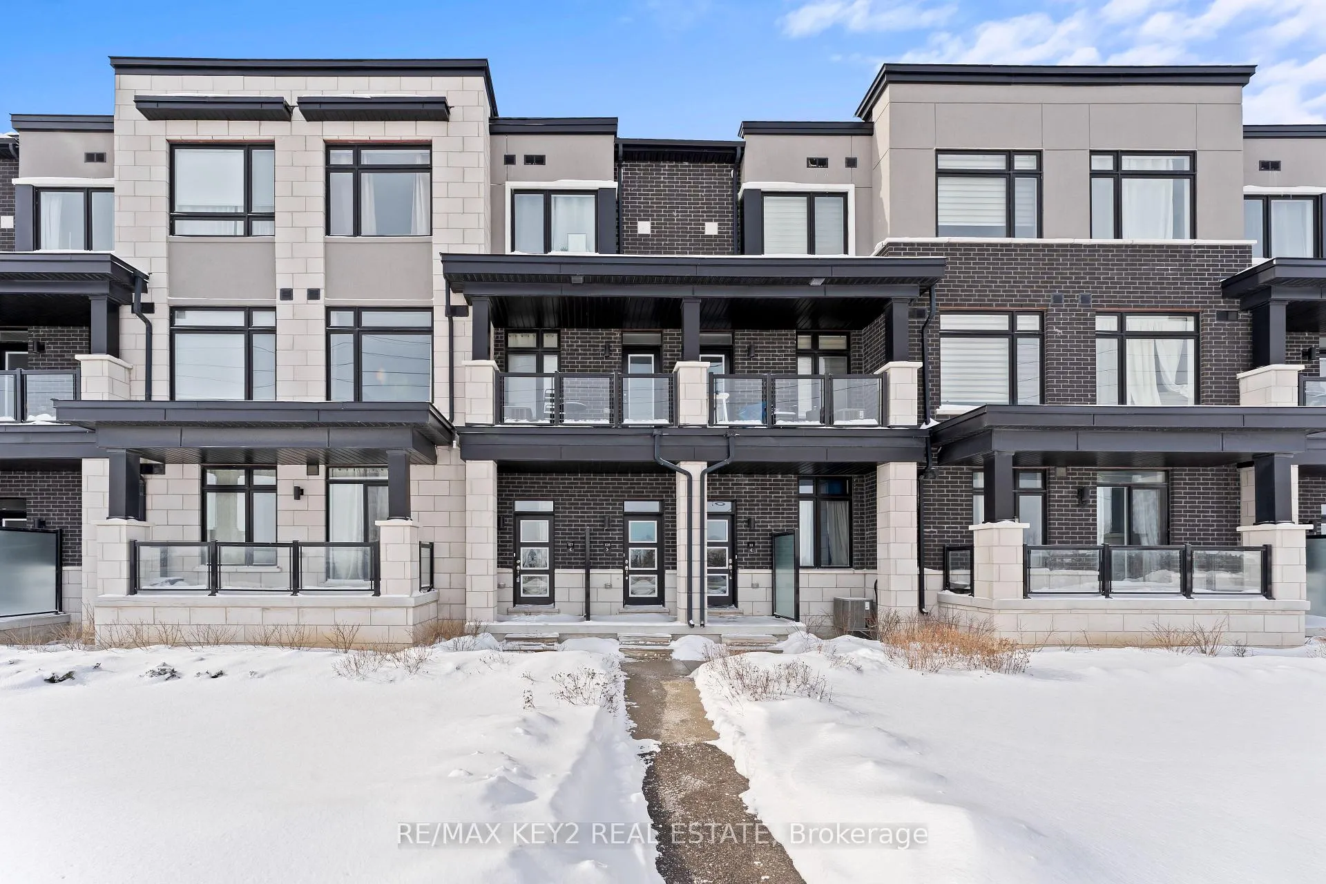 Photo 1 of Unit 107, 2550 Castlegate Crossing, Pickering, Duffin Heights — HOMEH