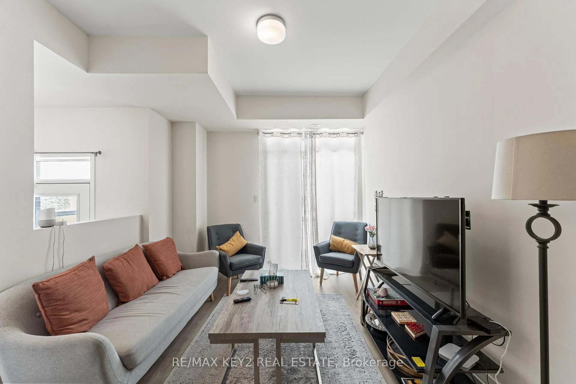 Photo 7 of Unit 107, 2550 Castlegate Crossing, Pickering, Duffin Heights — HOMEH