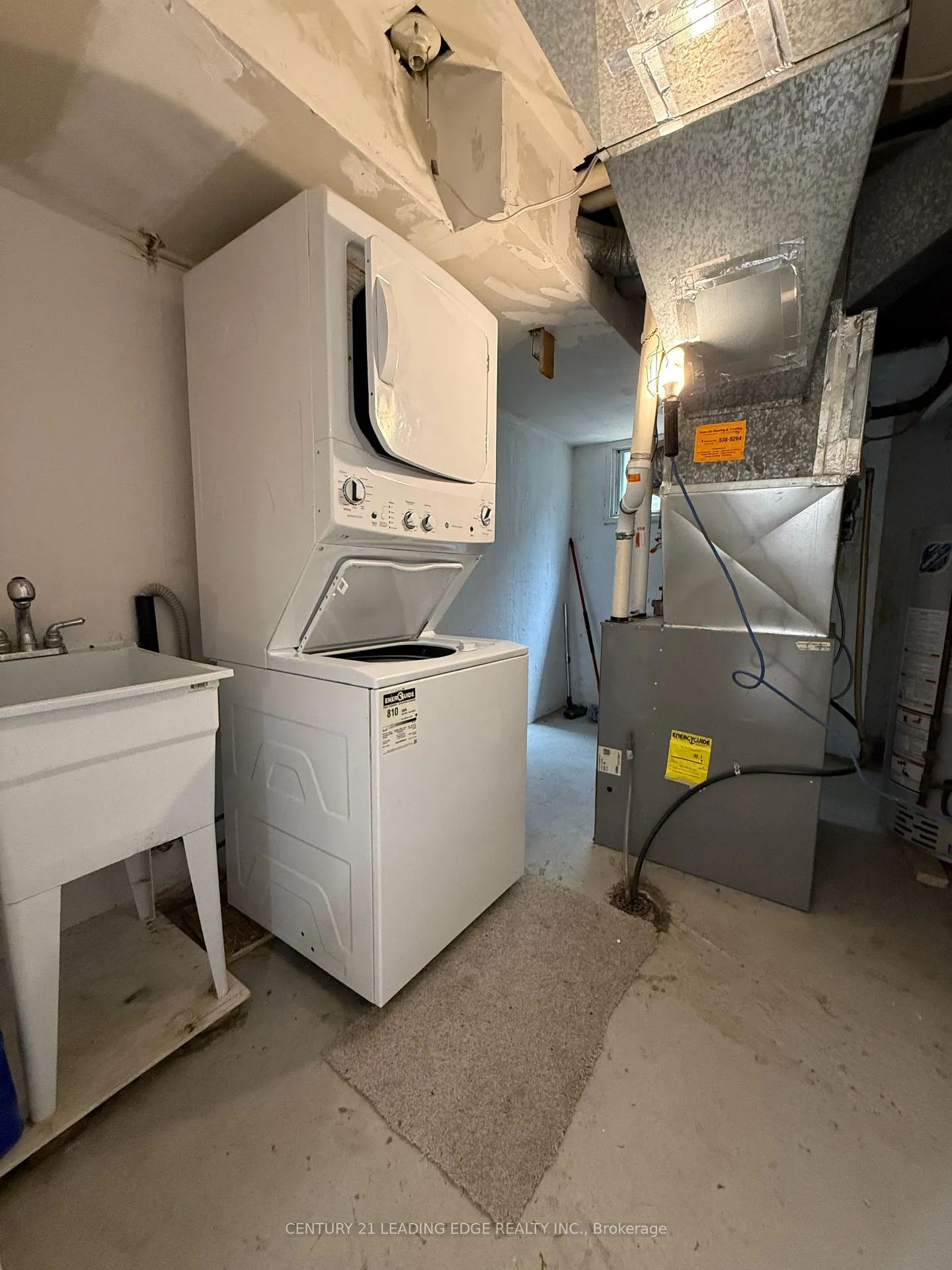 Photo 11 of 21 Colinayre Crescent, Scarborough, L'Amoreaux — HOMEH