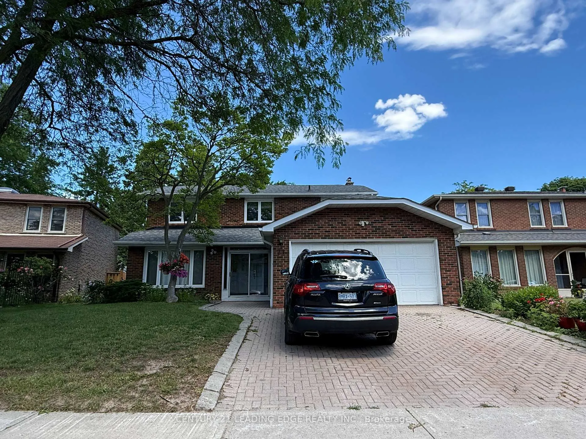 Photo 12 of 21 Colinayre Crescent, Scarborough, L'Amoreaux — HOMEH