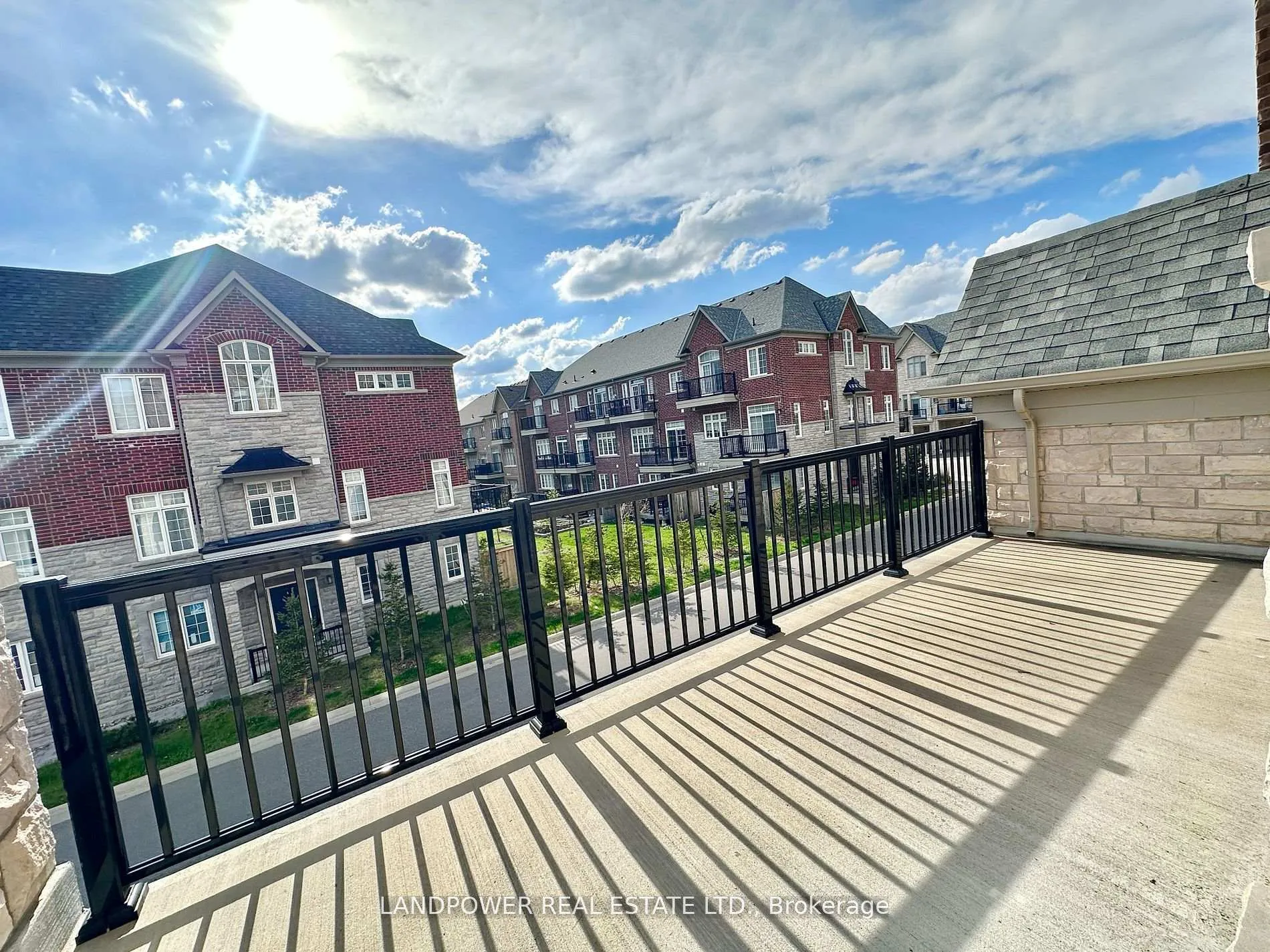 Photo 19 of 1 Beaufort Way, Markham, Angus Glen — HOMEH