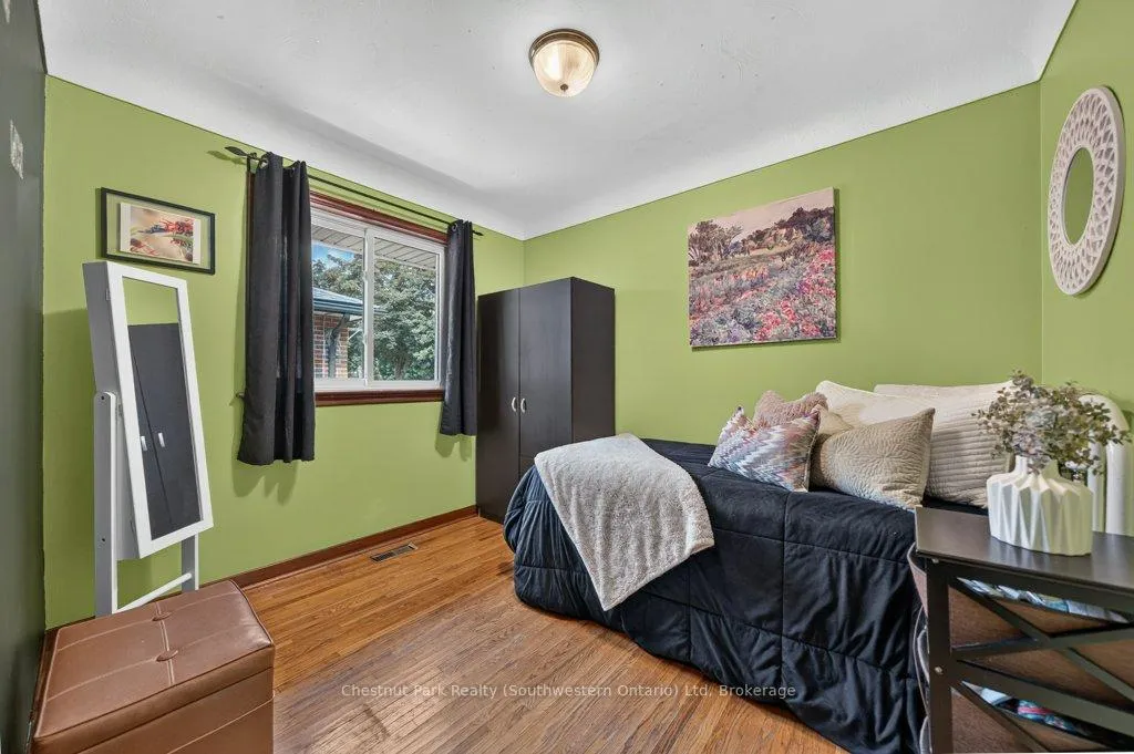 Photo 31 of 39 Cedar Street, Guelph, Dovercliffe Park/Old University — HOMEH
