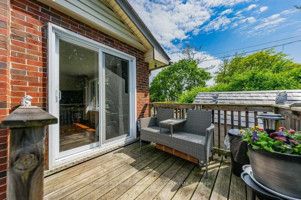 Photo 43 of 39 Cedar Street, Guelph, Dovercliffe Park/Old University — HOMEH