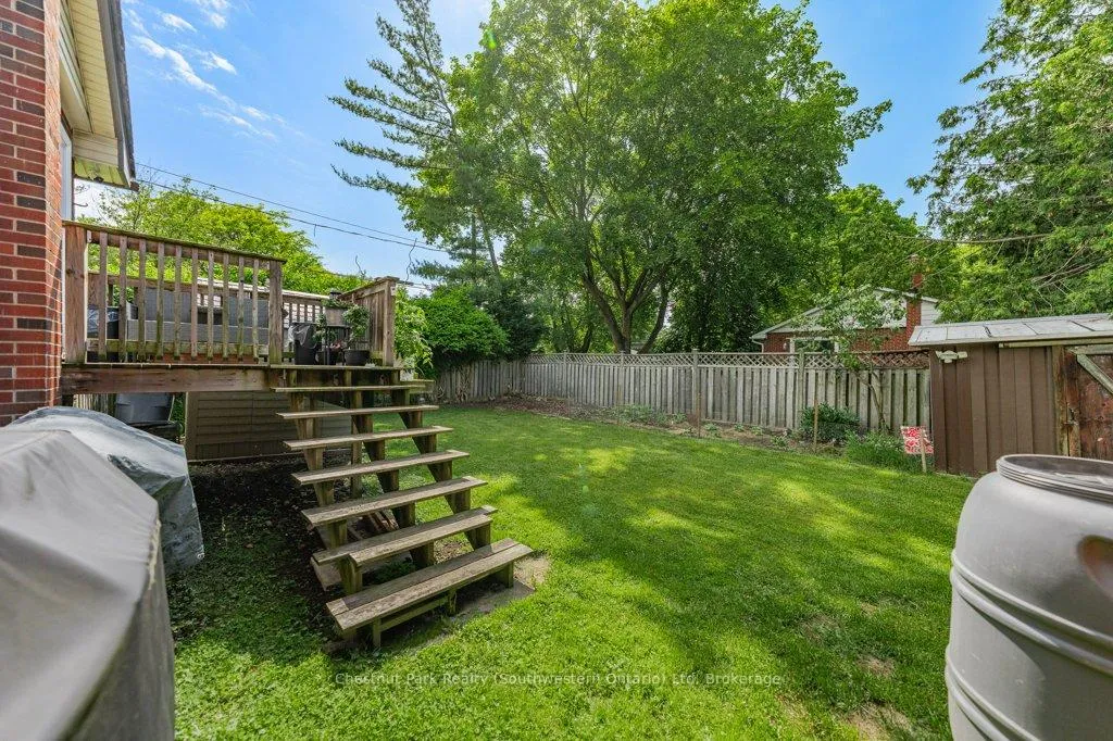 Photo 45 of 39 Cedar Street, Guelph, Dovercliffe Park/Old University — HOMEH