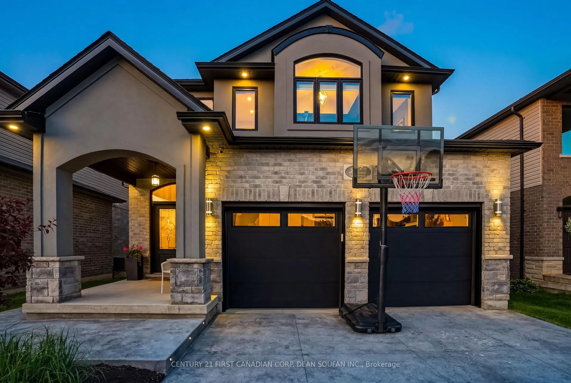 Front of 2152 Yellowbirch Place