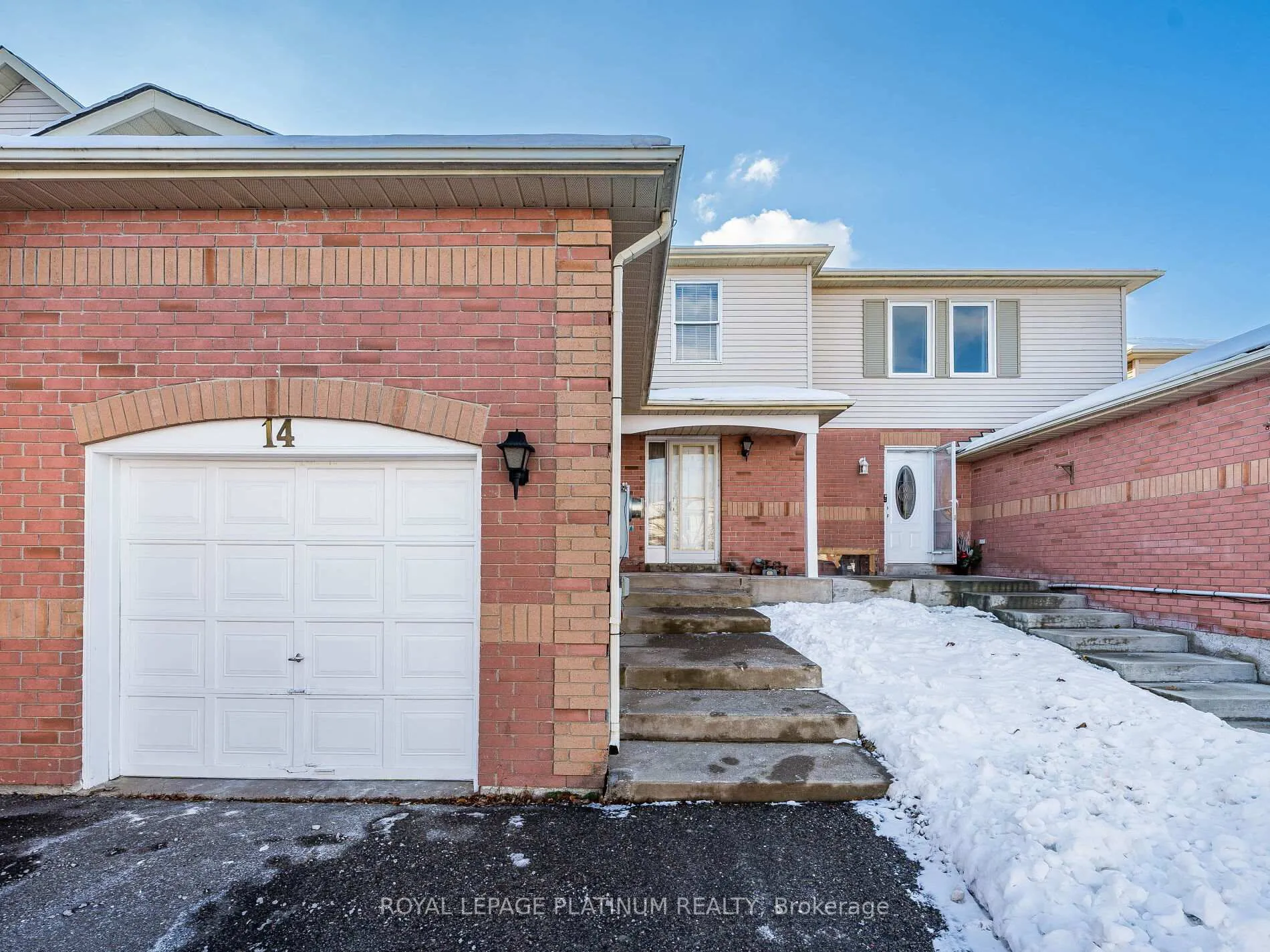 Photo 1 of 14 Wallingford Court, Brampton, Fletcher's Creek South — HOMEH