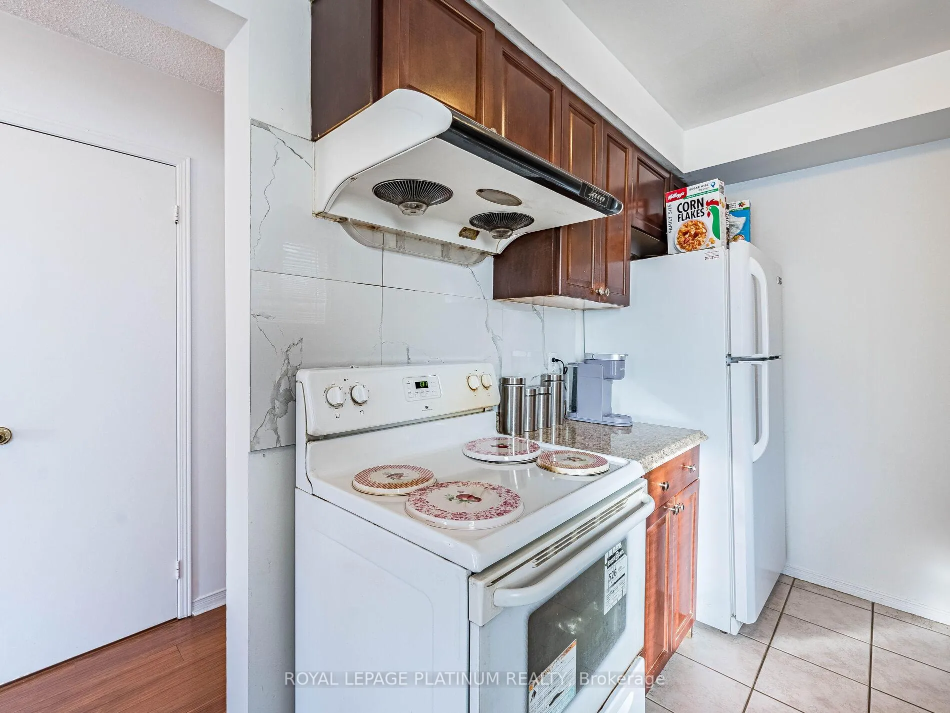 Photo 16 of 14 Wallingford Court, Brampton, Fletcher's Creek South — HOMEH