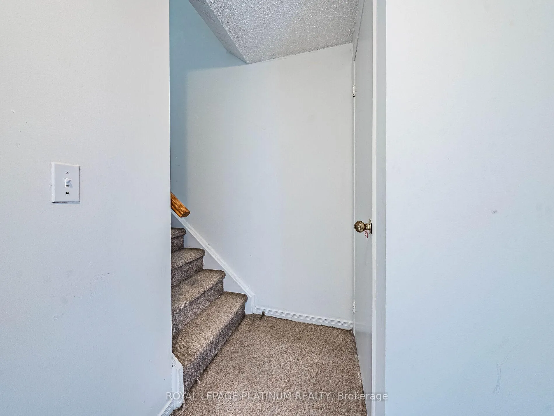 Photo 21 of 14 Wallingford Court, Brampton, Fletcher's Creek South — HOMEH