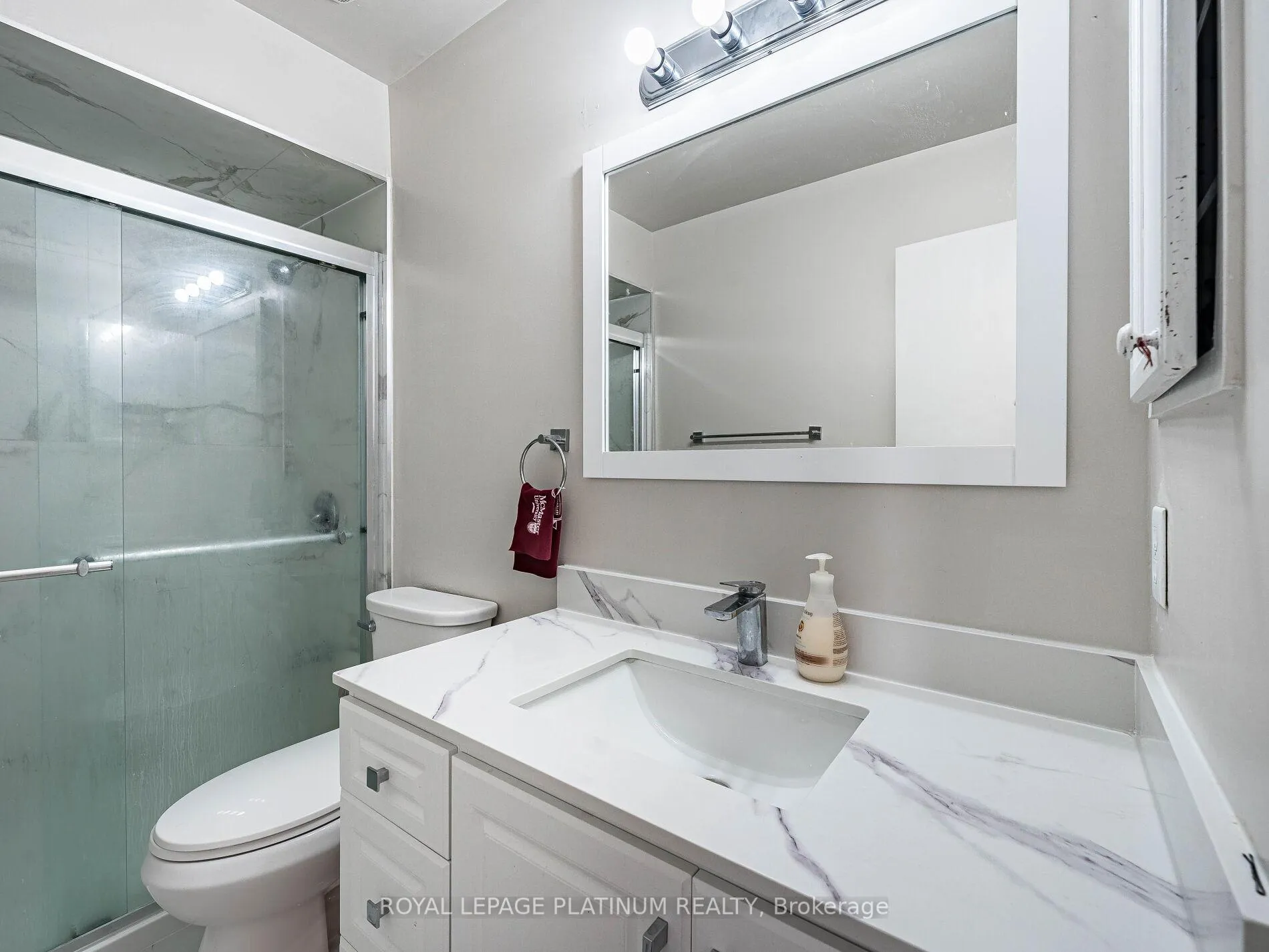 Photo 34 of 14 Wallingford Court, Brampton, Fletcher's Creek South — HOMEH