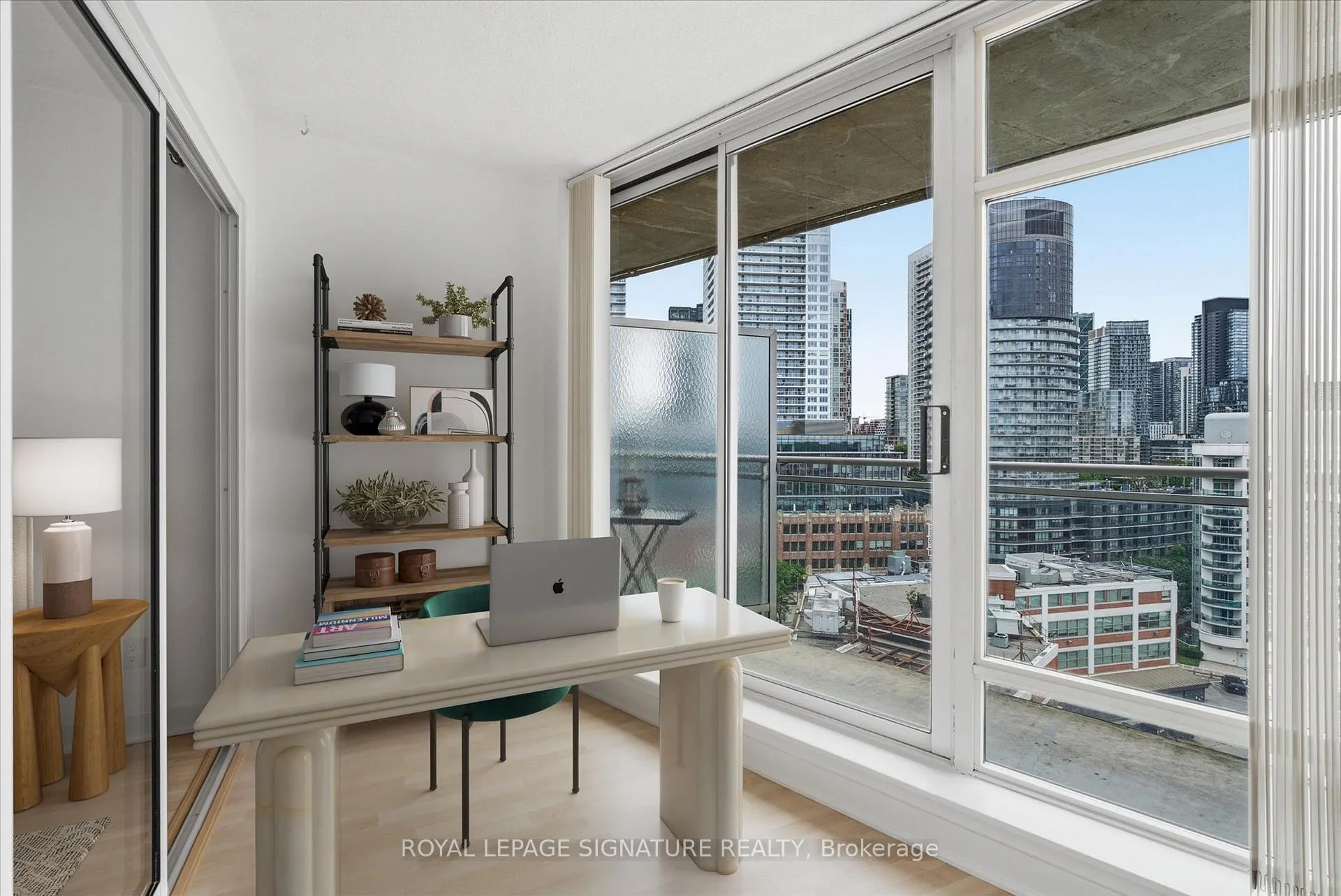 Photo 16 of Unit 1605, 650 Queens Quay W, Toronto, Niagara — HOMEH