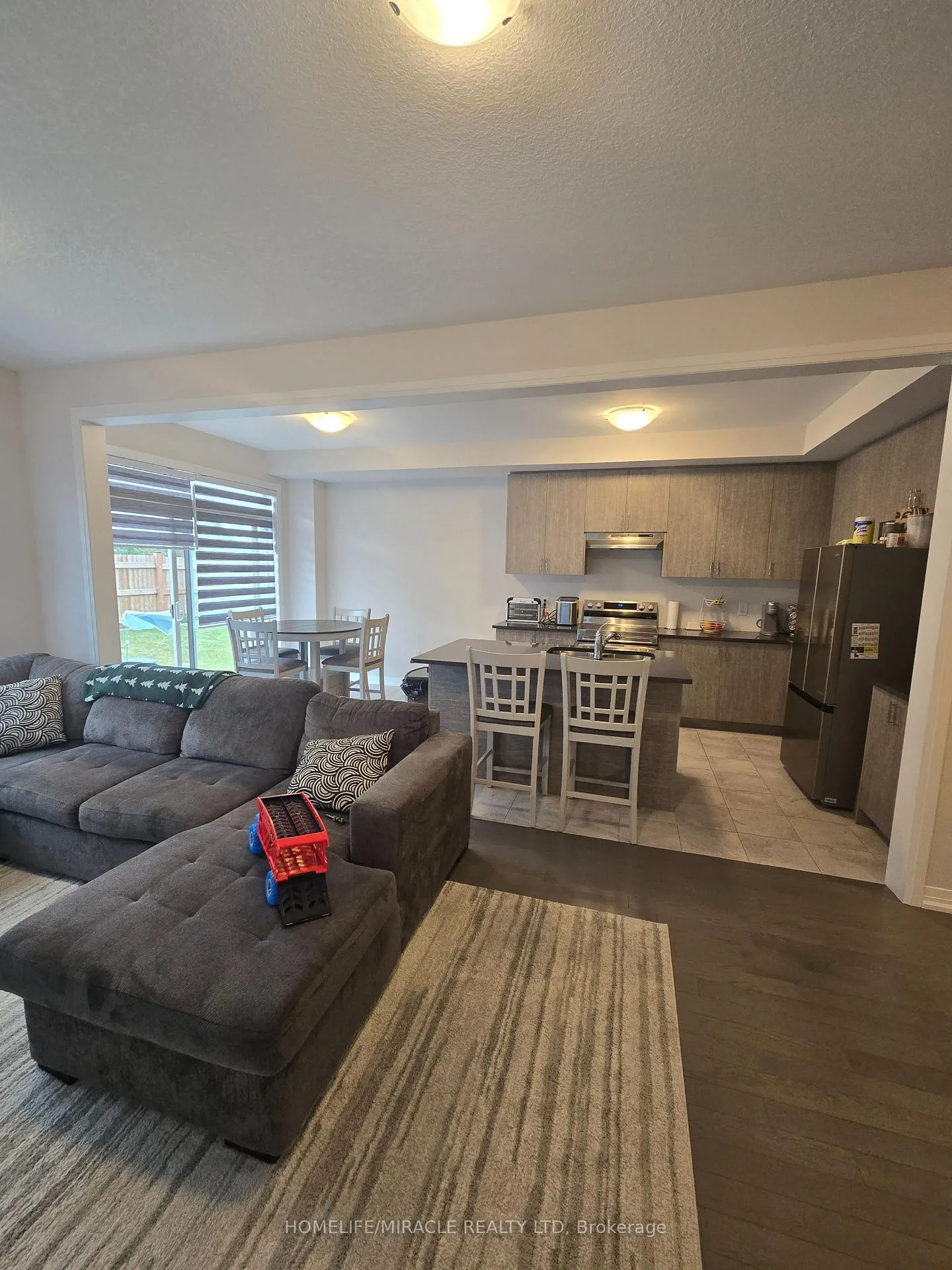Photo 4 of 40 Blackburn Street, Cambridge, Westview — HOMEH